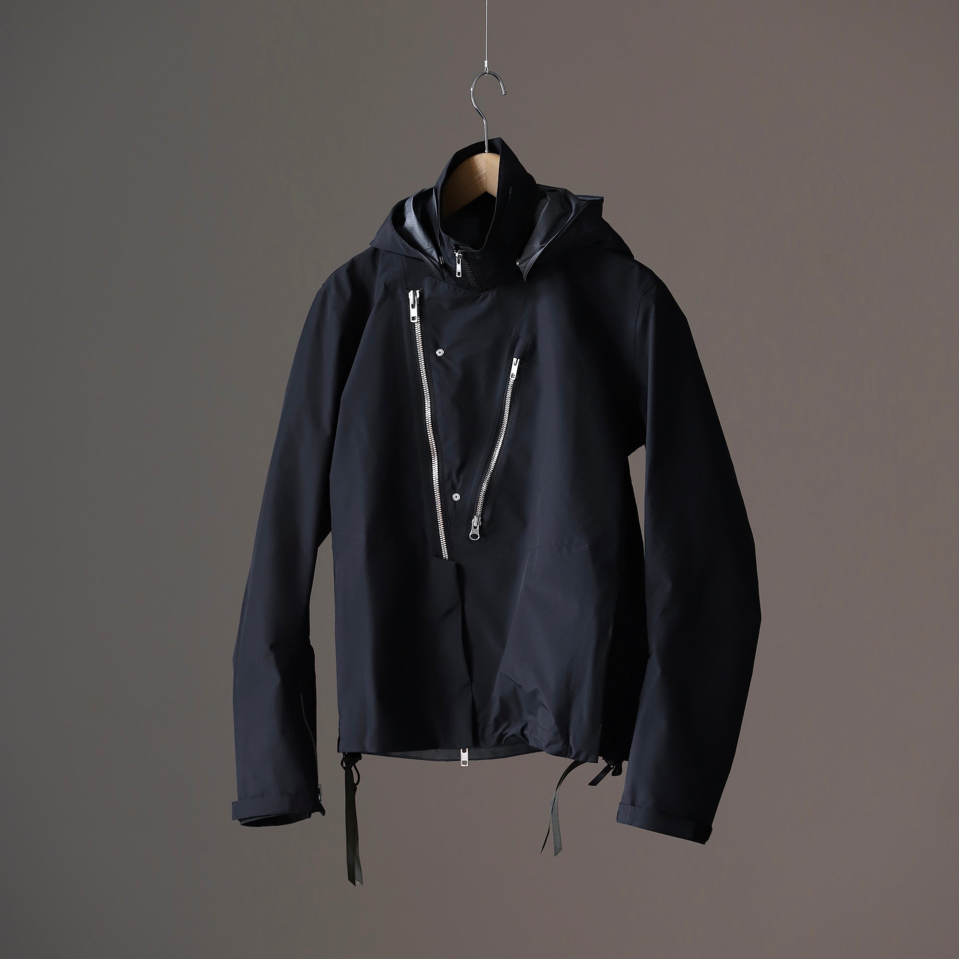 ACRONYMの服 – CASANOVA&CO