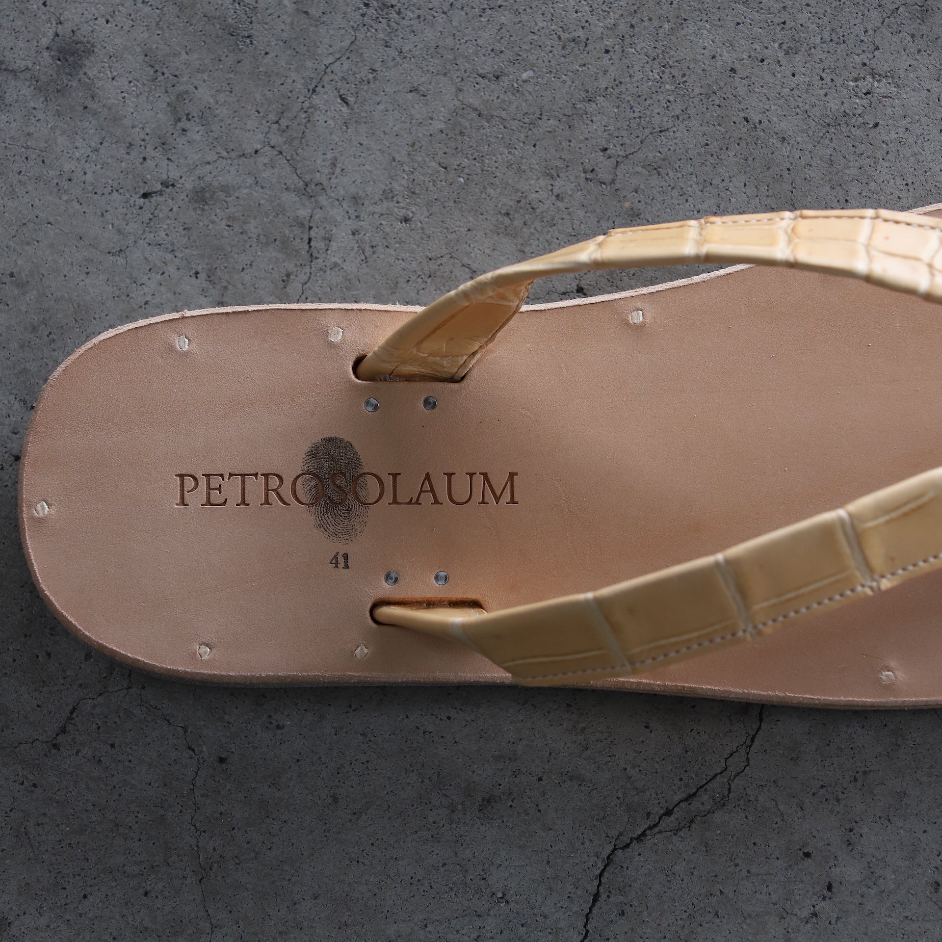 PETROSOLAUM サンダル – CASANOVA&CO