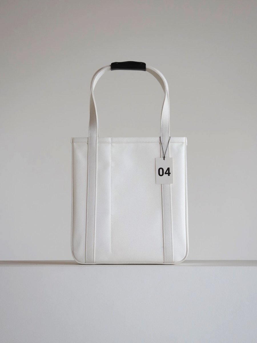 CHACOLI | FRAME TOTE 04 WHITE