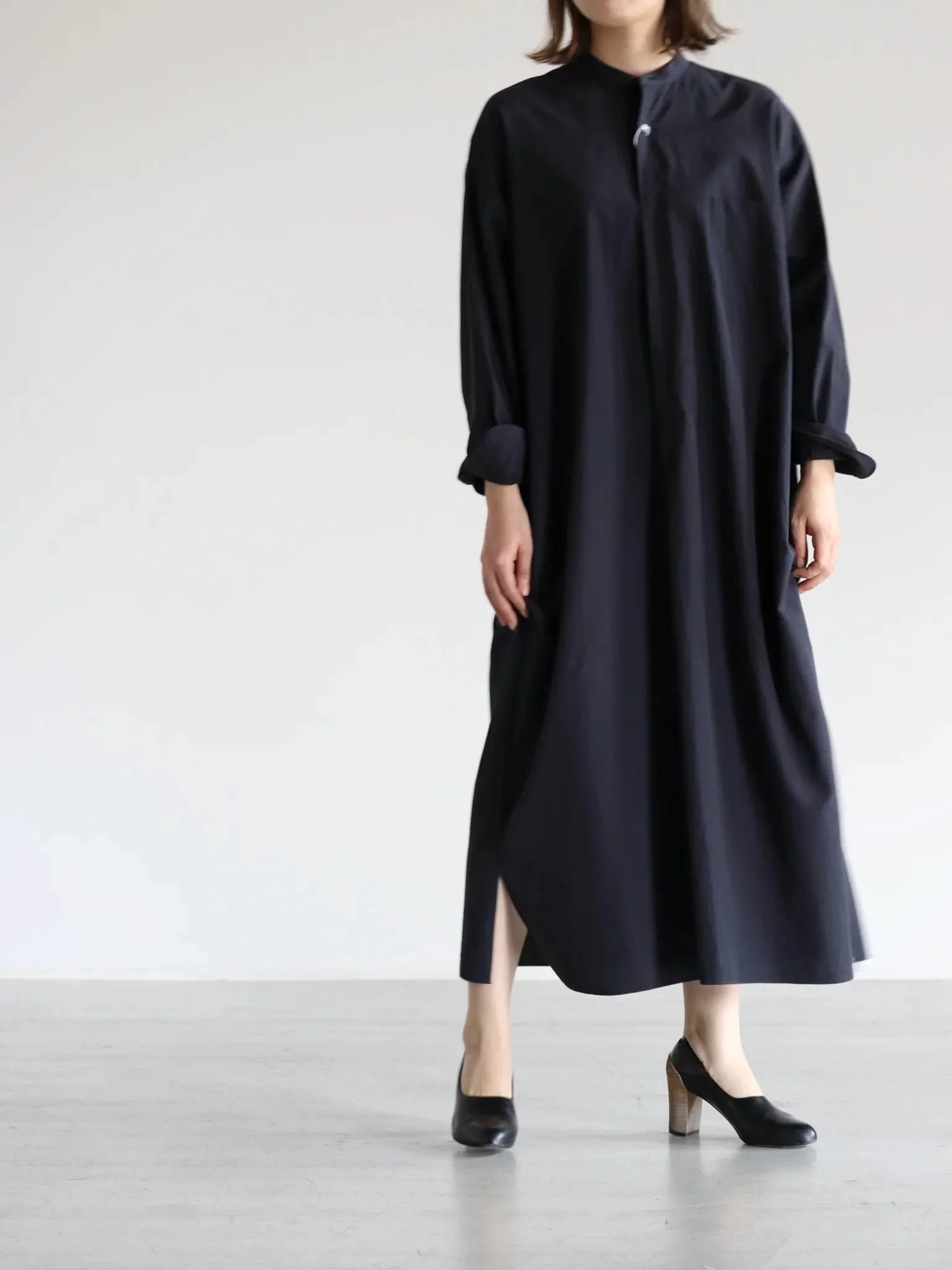 COMOLI シャツワンピース NAVY | CASANOVA&CO (カサノヴァアンドコー COMOLI シャツワンピース NAVY | CASANOVA&CO (カサノヴァアンドコー