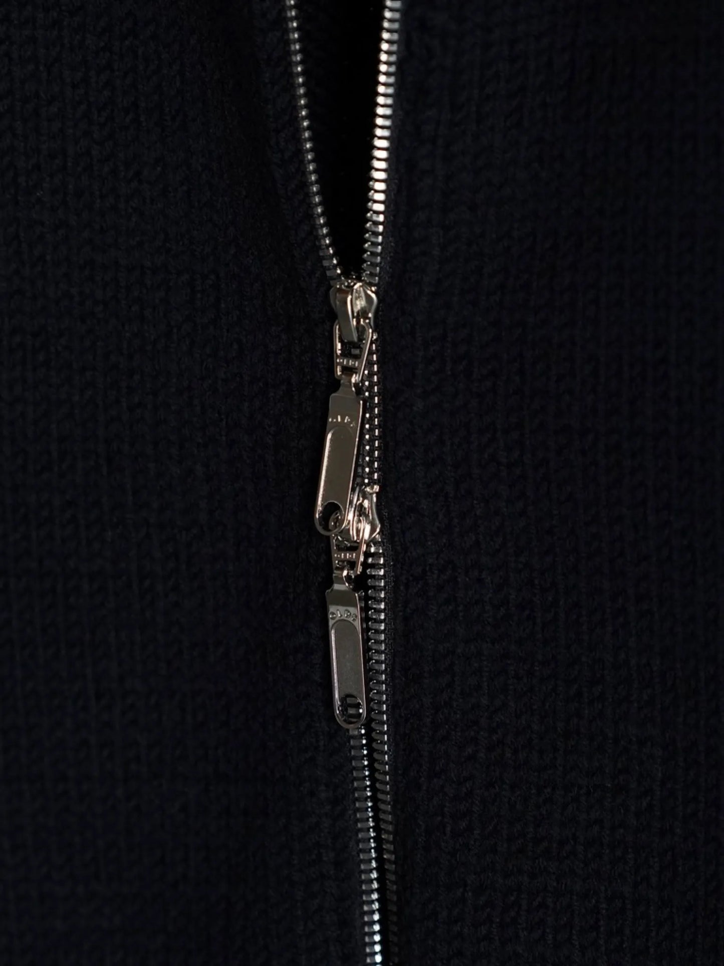 olde-h-daughter-wool-drivers-vest-black-5