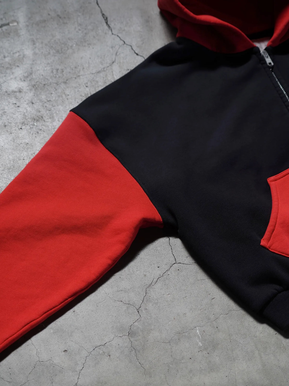 ERL | VARSITY HOODIE BLACK RED