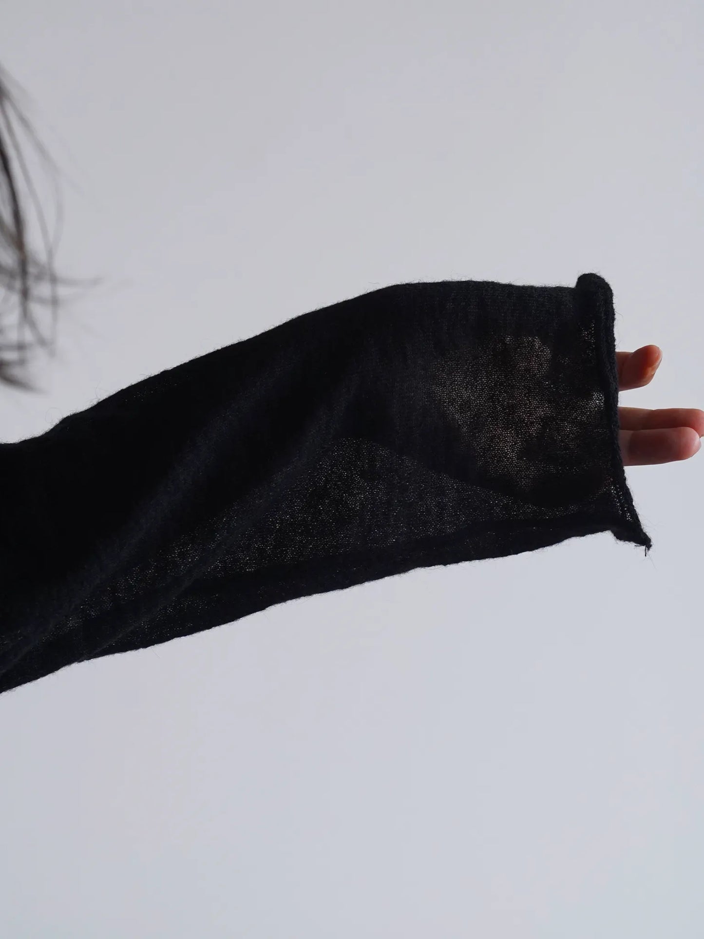 kakan-crewneck-mohair-pullover-black-8