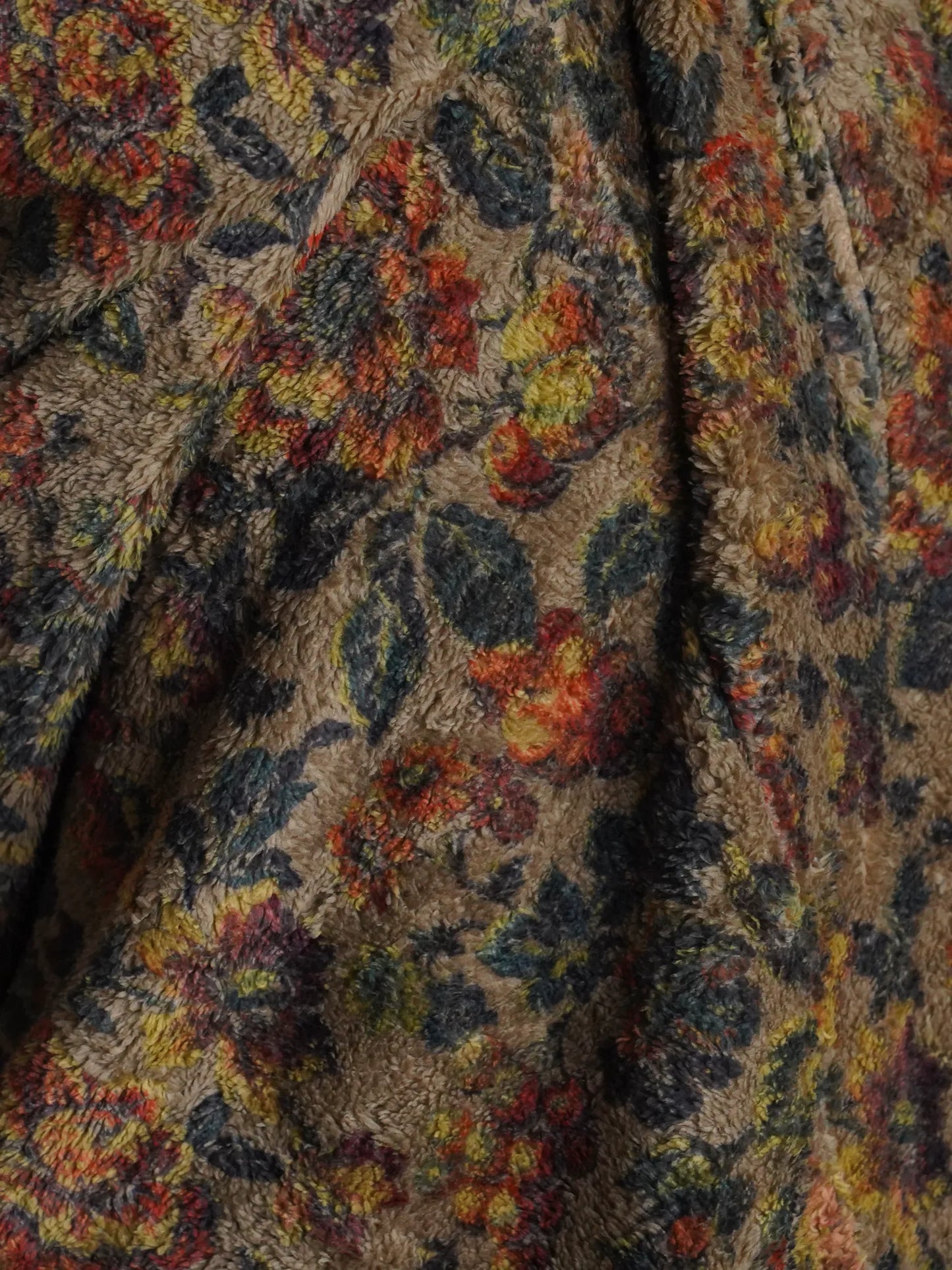 kakan-long-ruched-coat-floral-10