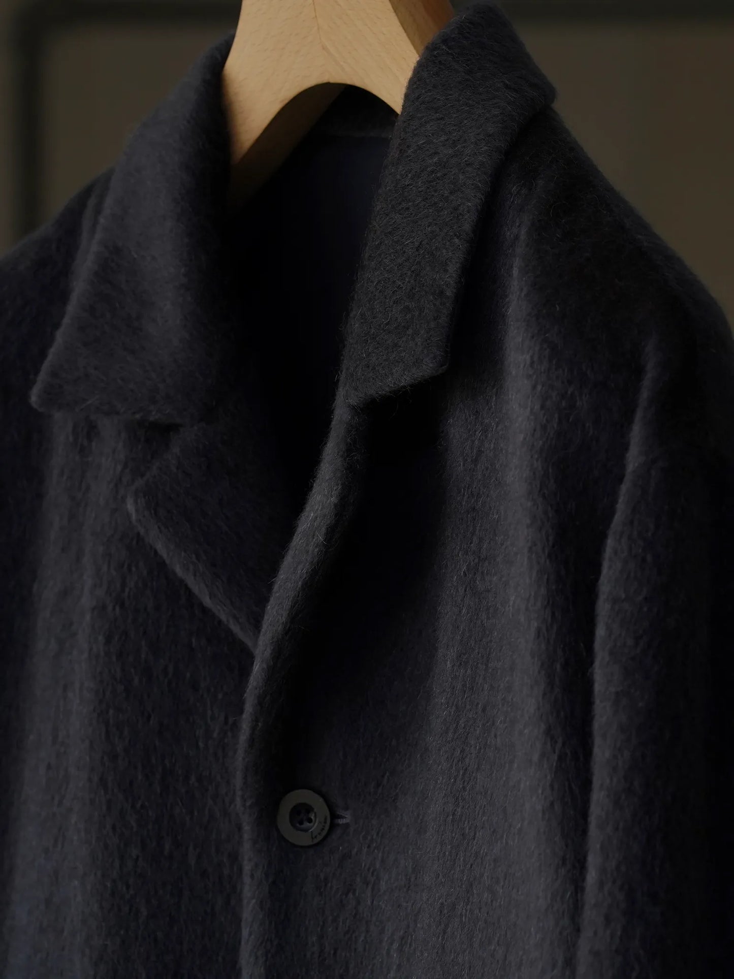 irenisa-boxy-blouson-green-black-5