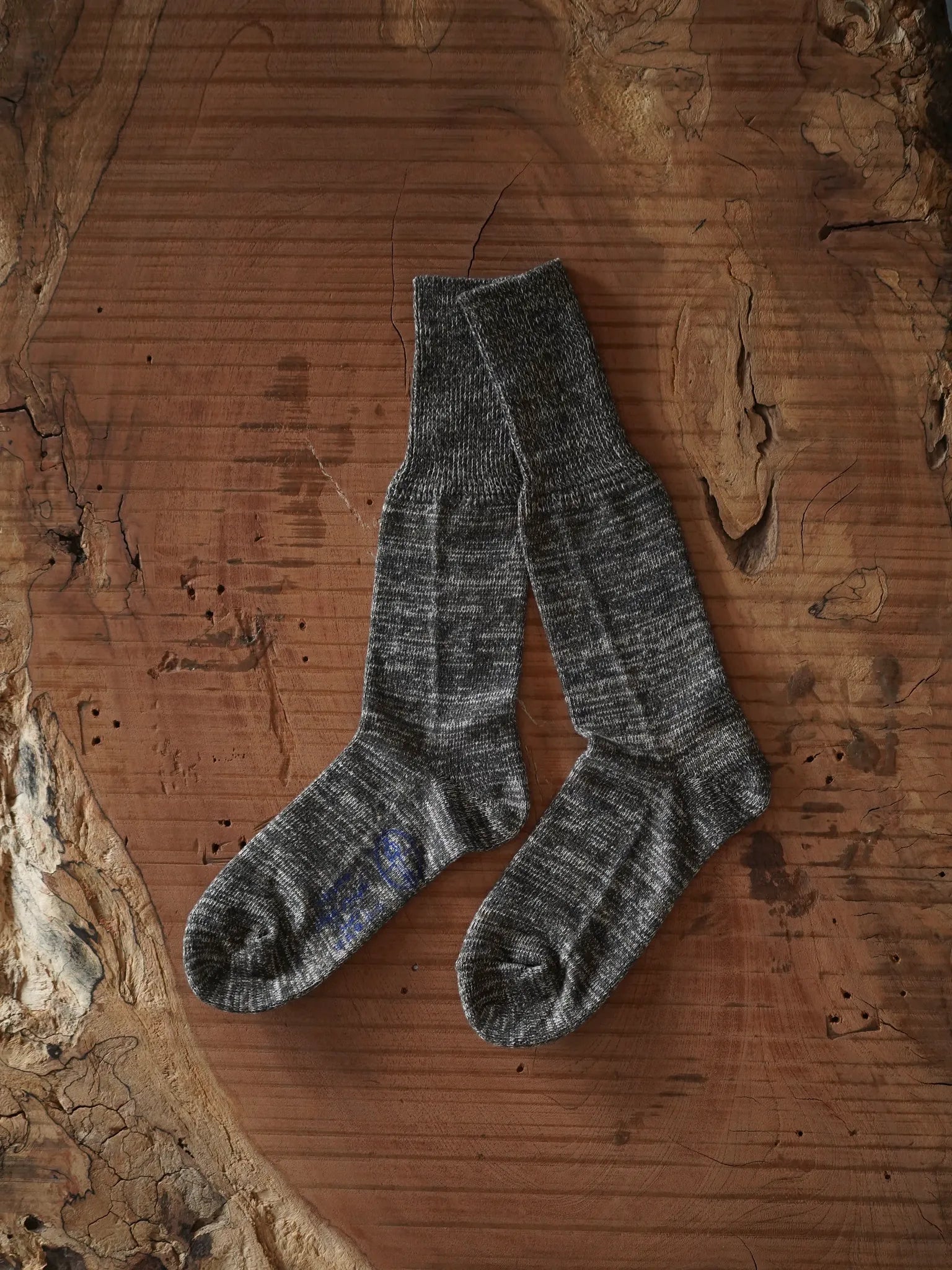 OLDE HOMESTEADER YOUTH TWEEDISH JERSEY CREW SOCKS BLACK×ECRU-02