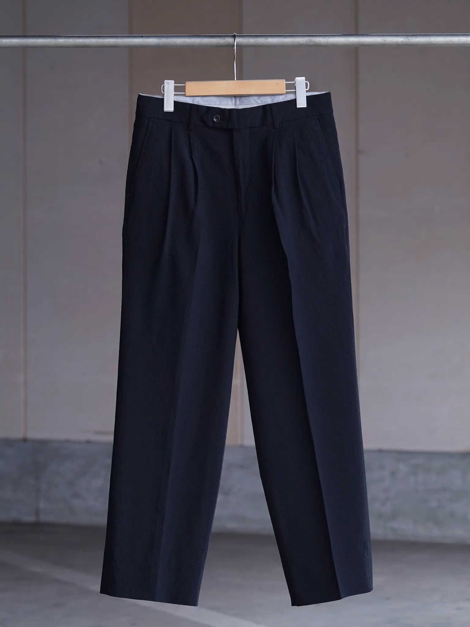 HERILL Wooltropical Trousers Black | CASANOVA&CO (カサノヴァアンド