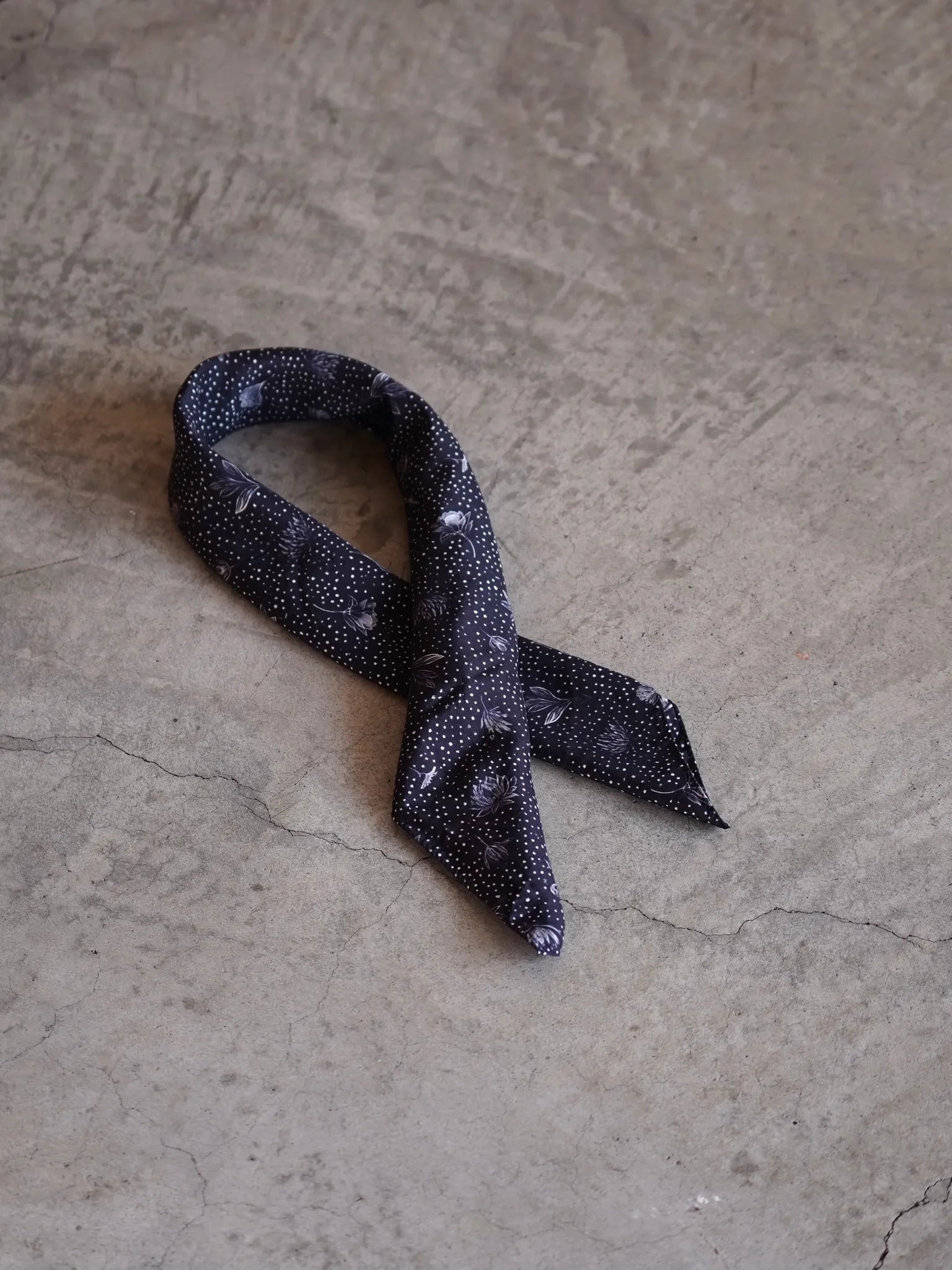 calmlence SCARF BLK | CASANOVA&CO (カサノヴァアンドコー