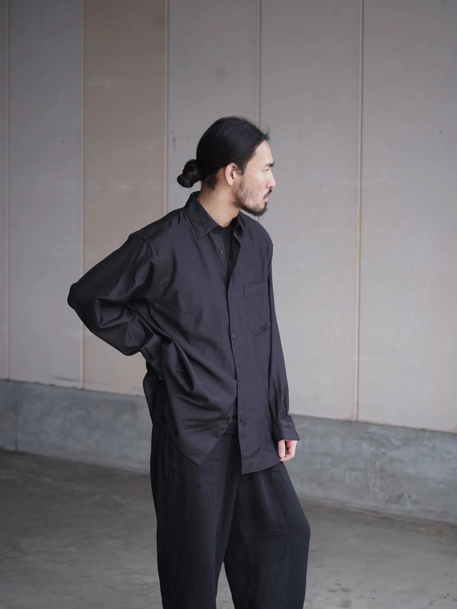 COMOLI ウールシルク コモリシャツ BROWN | CASANOVA&CO (カサノヴァ COMOLI ウールシルク コモリシャツ BROWN | CASANOVA&CO (カサノヴァ