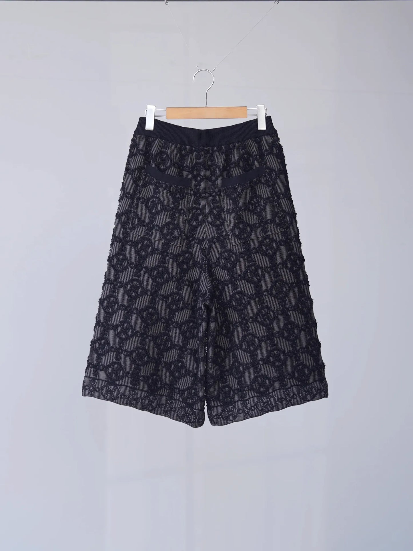 KAKAN | GRIDPILE KNIT PANTS Black