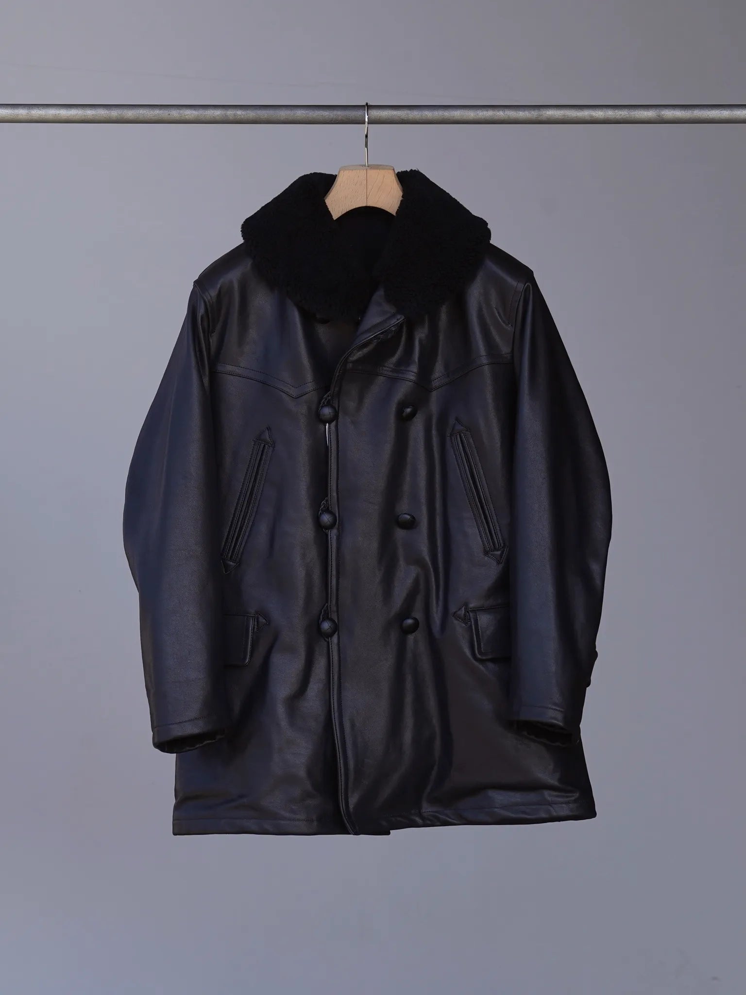 COMOLI ラムレザー カナディアンコート BLACK | CASANOVA&CO COMOLI ラムレザー カナディアンコート BLACK | CASANOVA&CO