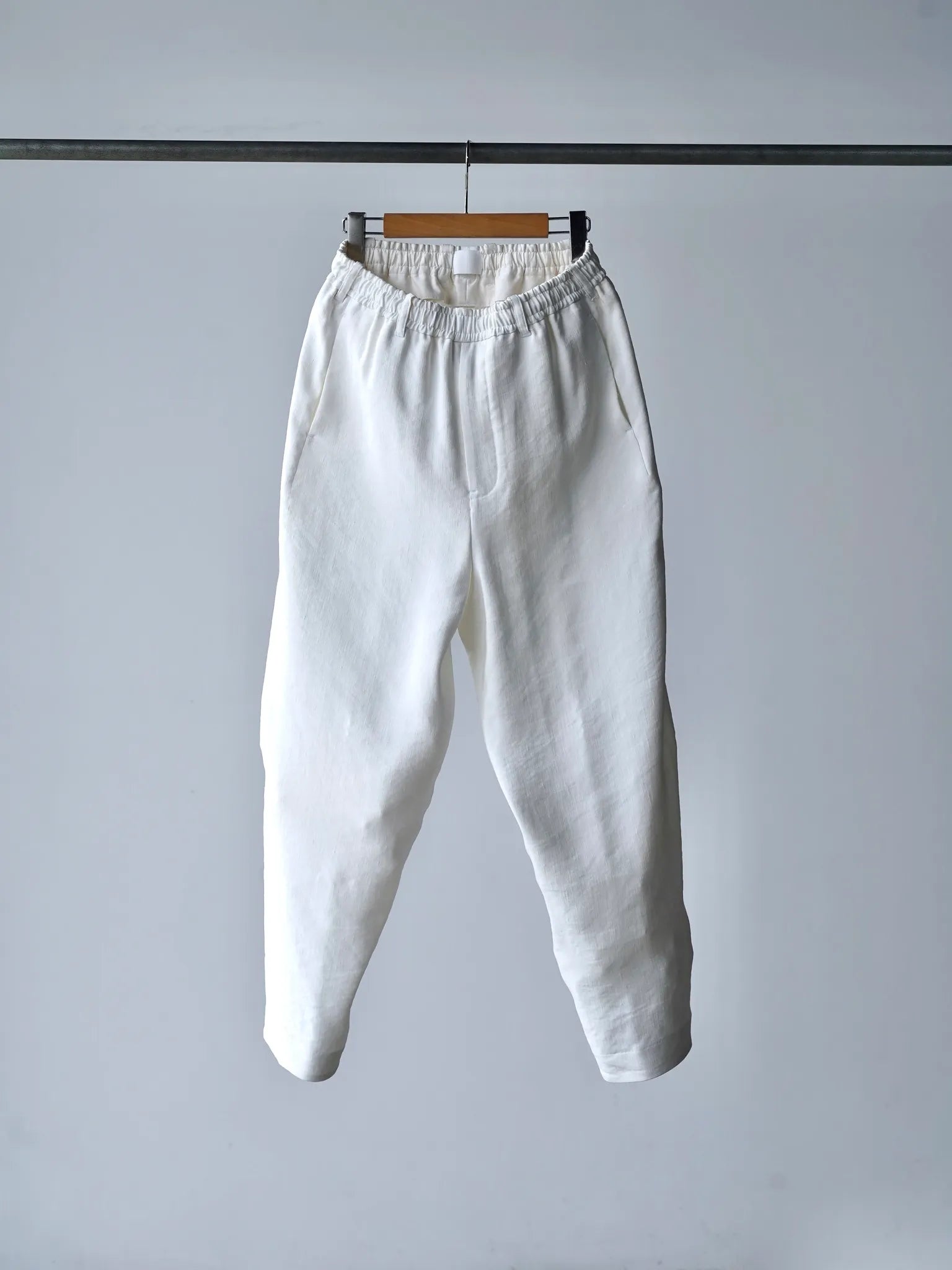 山内 ビンテージシルクリネン・ワンカットイージーパンツ off white