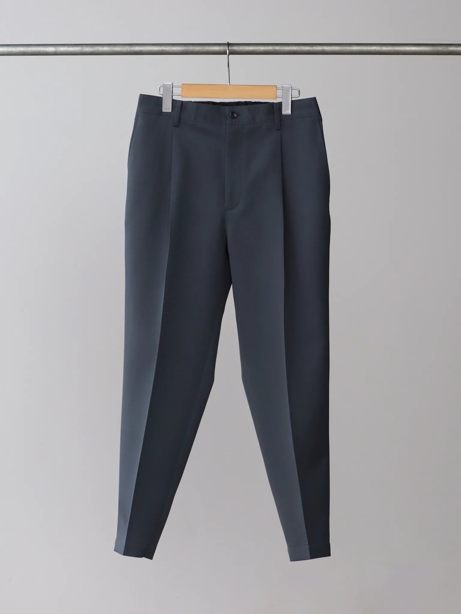 Graphpaper | Scale Off Wool Tapered Trousers C.GRAY