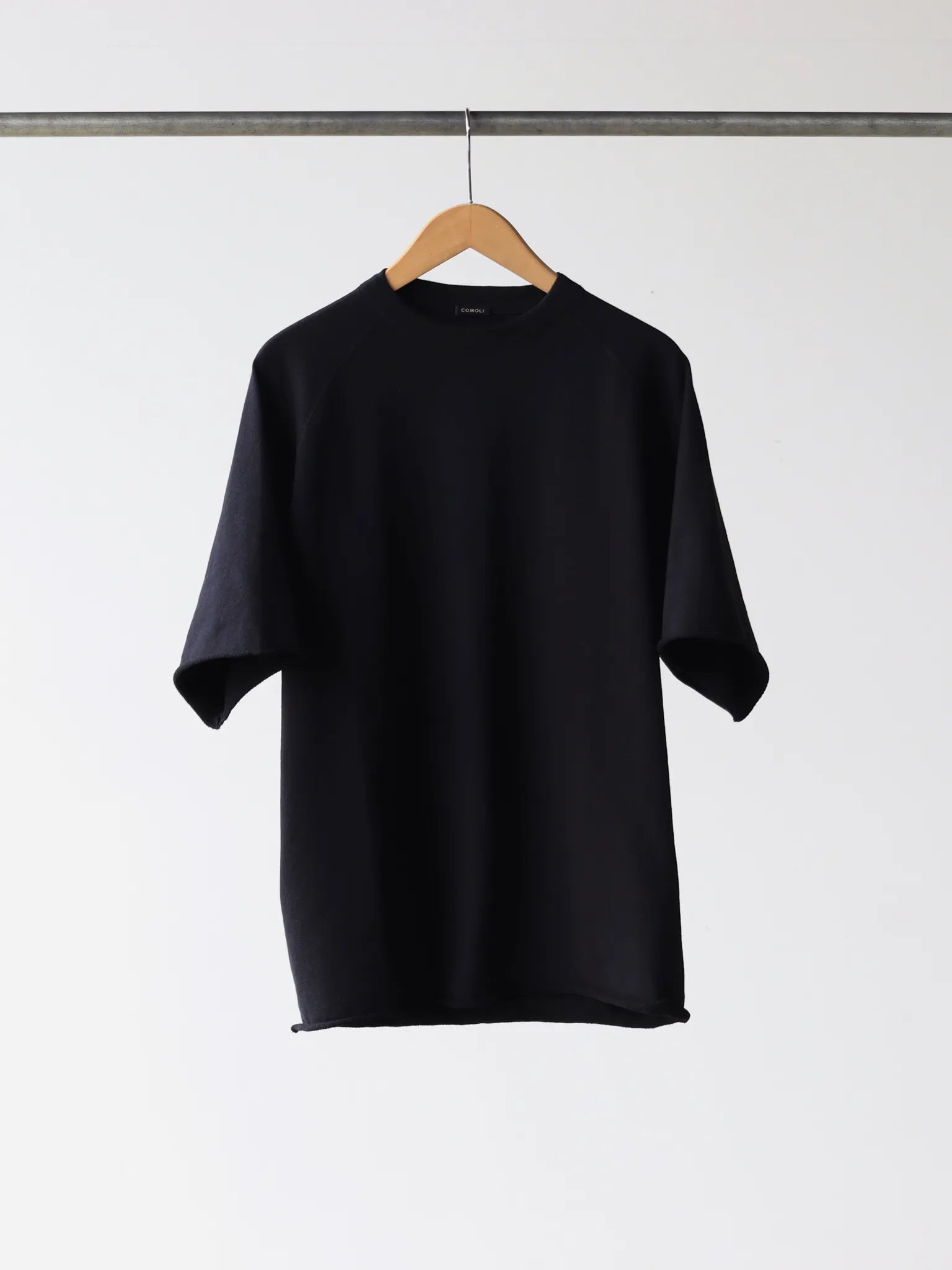 COMOLI LWコットン裏毛 半袖クルー BLACK | CASANOVA&CO (カサノヴァ COMOLI LWコットン裏毛 半袖クルー BLACK | CASANOVA&CO (カサノヴァ