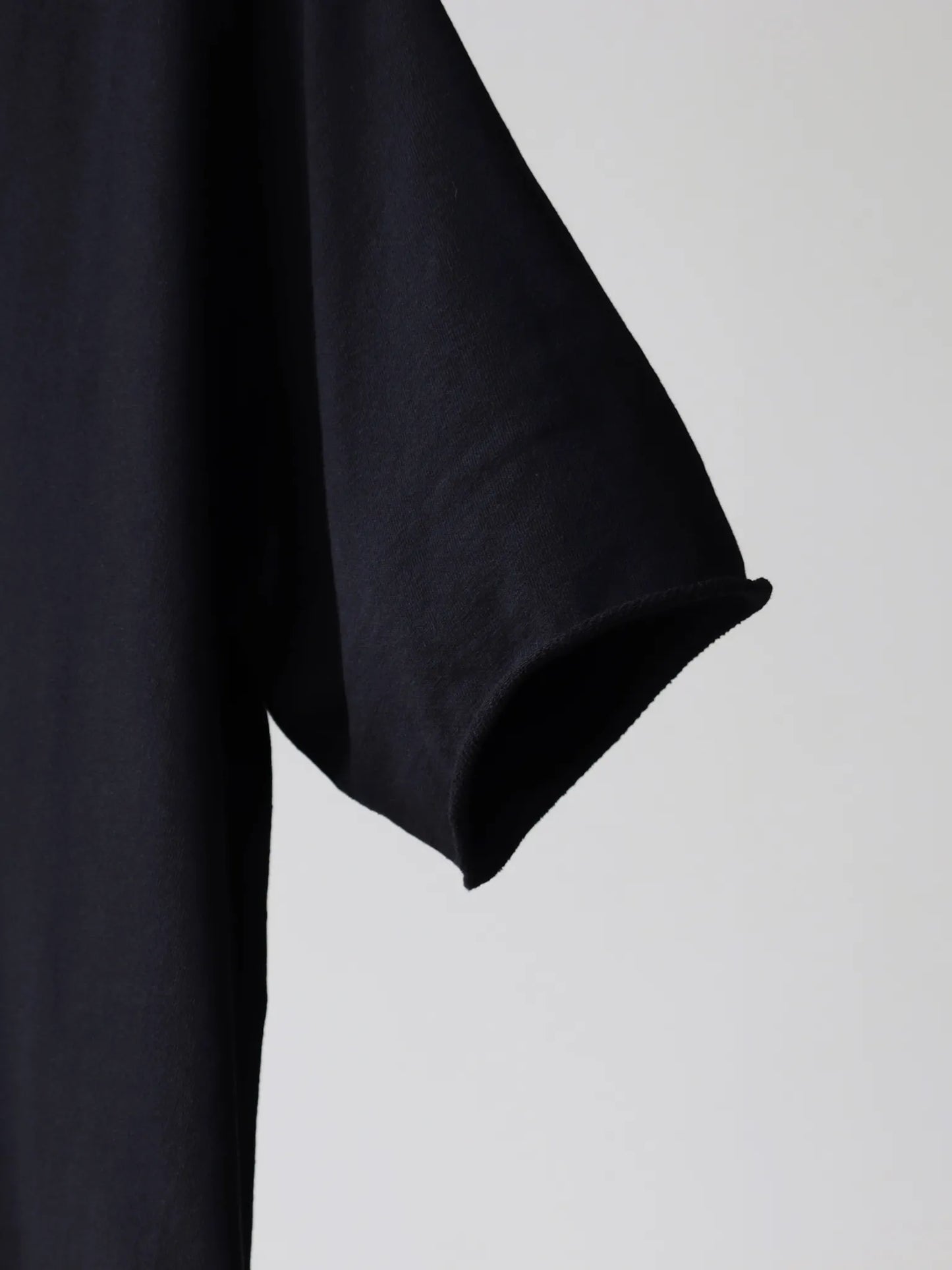comoli-lwコットン裏毛-半袖クルー-black-4