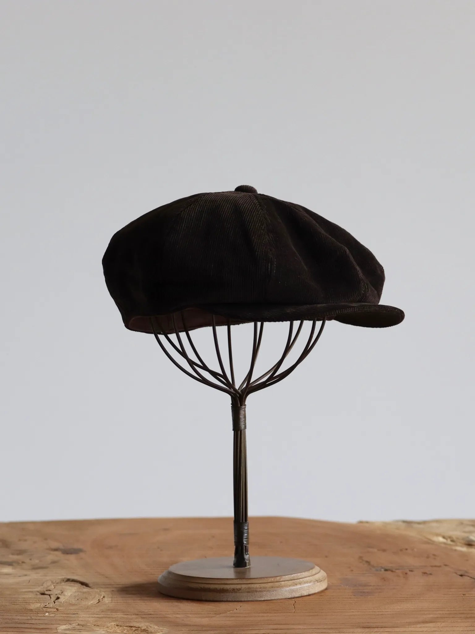T.T NEWSBOY CAP Brown | CASANOVA&CO (カサノヴァアンドコー T.T NEWSBOY CAP Brown | CASANOVA&CO (カサノヴァアンドコー