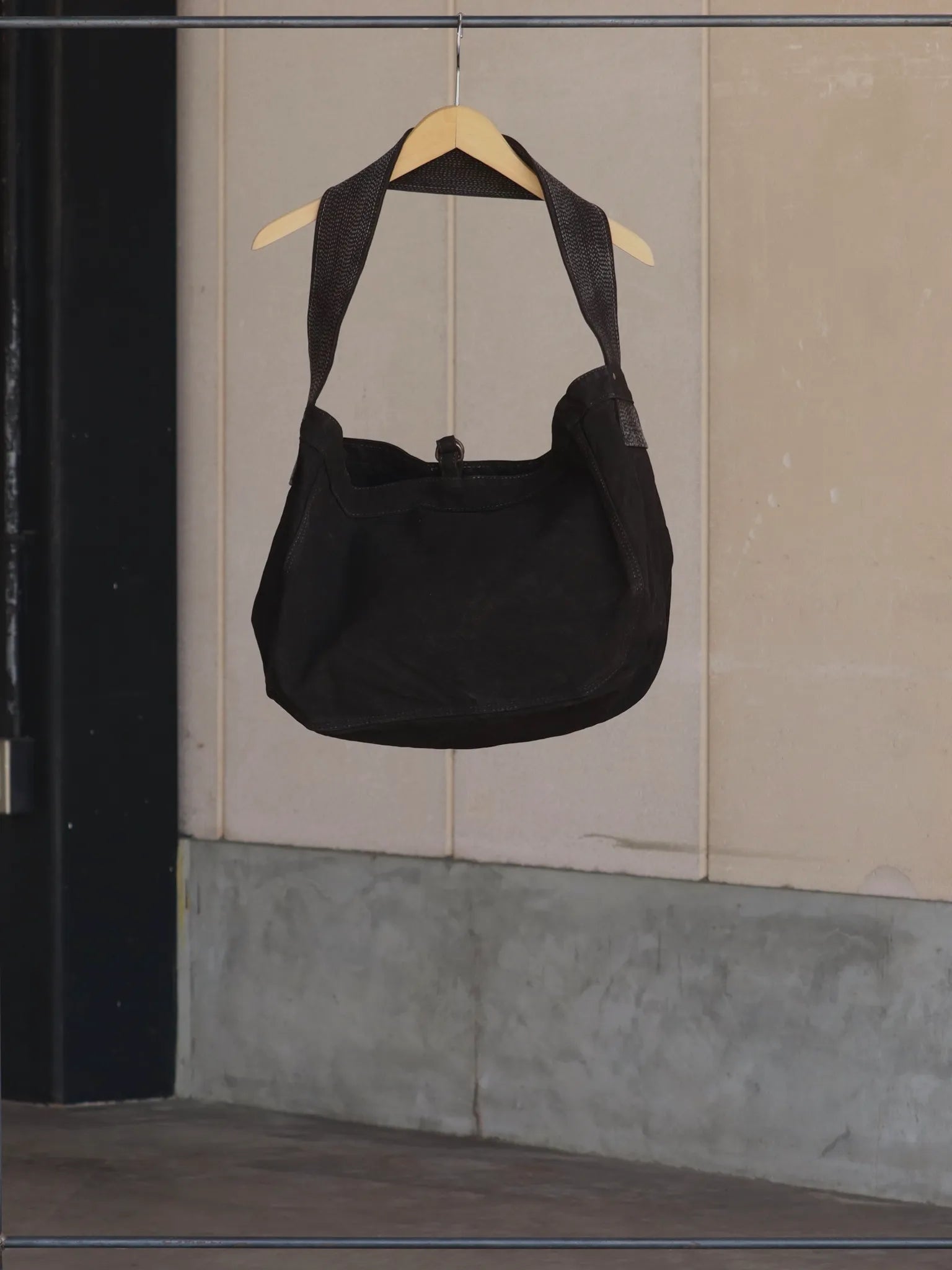 T.T NEWSBOY BAG Mud Dyed Brown | CASANOVA&CO (カサノヴァアンドコー T.T NEWSBOY BAG Mud Dyed Brown | CASANOVA&CO (カサノヴァアンドコー