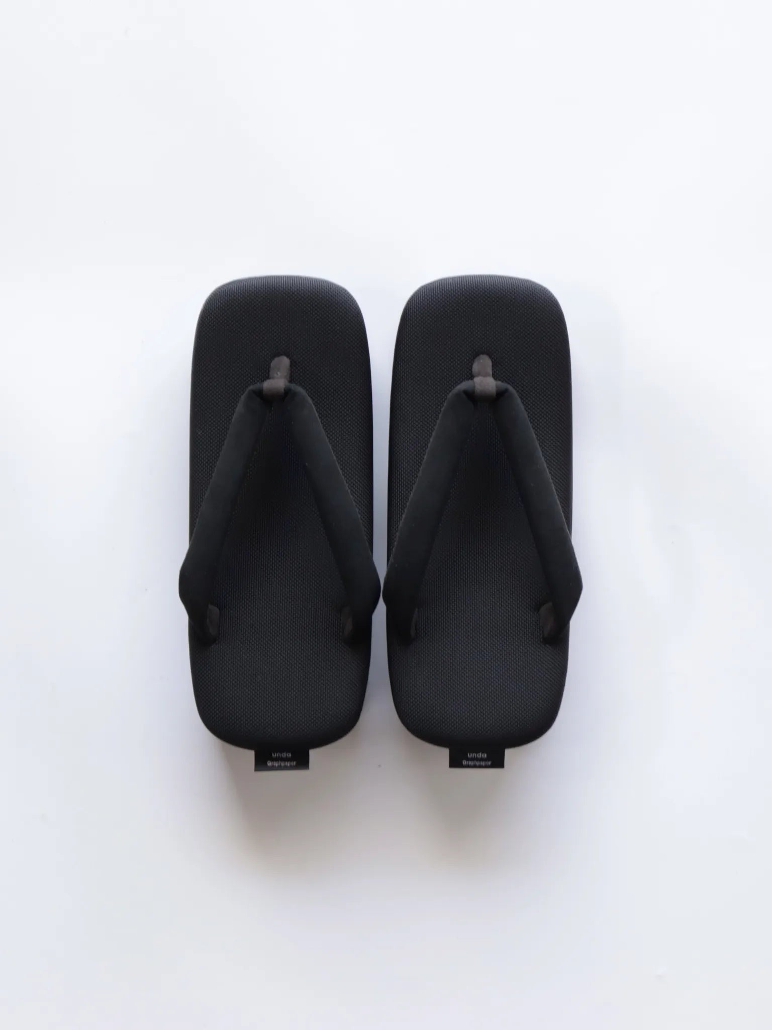 Graphpaper unda for Graphpaper SETTA BLACK | CASANOVA&CO Graphpaper unda for Graphpaper SETTA BLACK | CASANOVA&CO