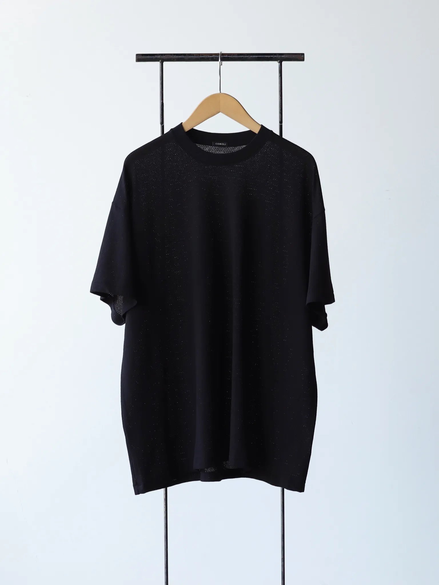 COMOLI コットンメッシュ 半袖Tシャツ BLACK | CASANOVA&CO COMOLI コットンメッシュ 半袖Tシャツ BLACK | CASANOVA&CO