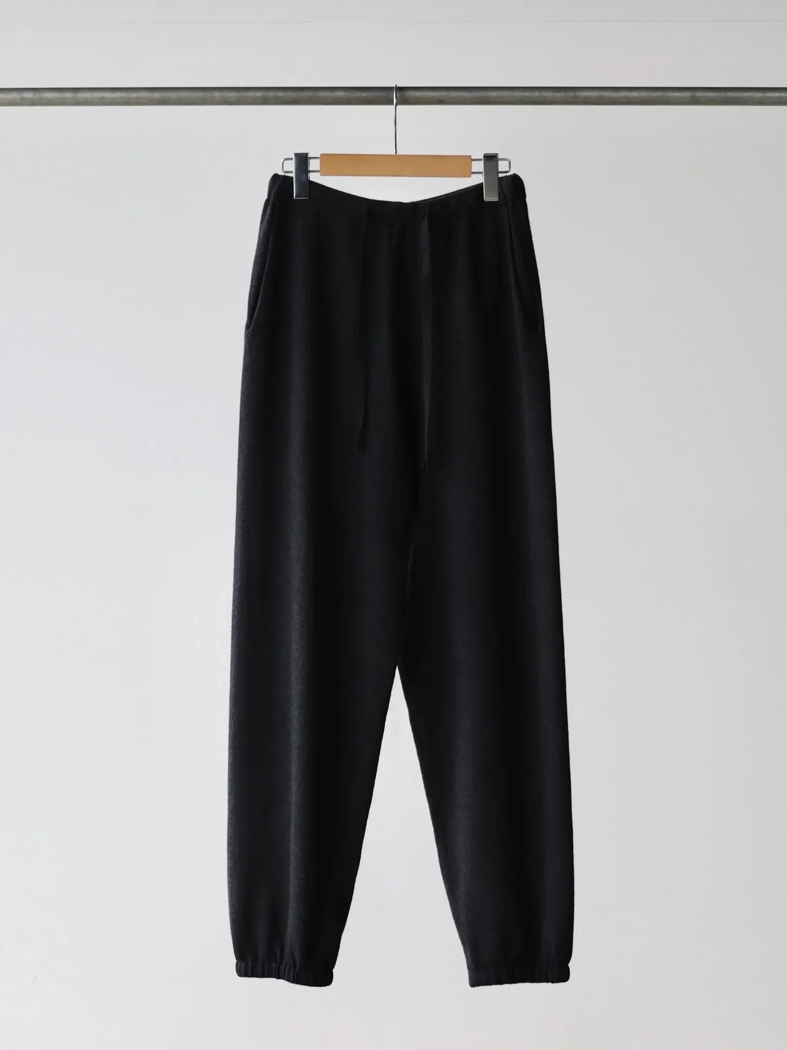 COMOLI Wool Washi Knit Pants CHARCOAL | CASANOVA&CO COMOLI Wool Washi Knit Pants CHARCOAL | CASANOVA&CO