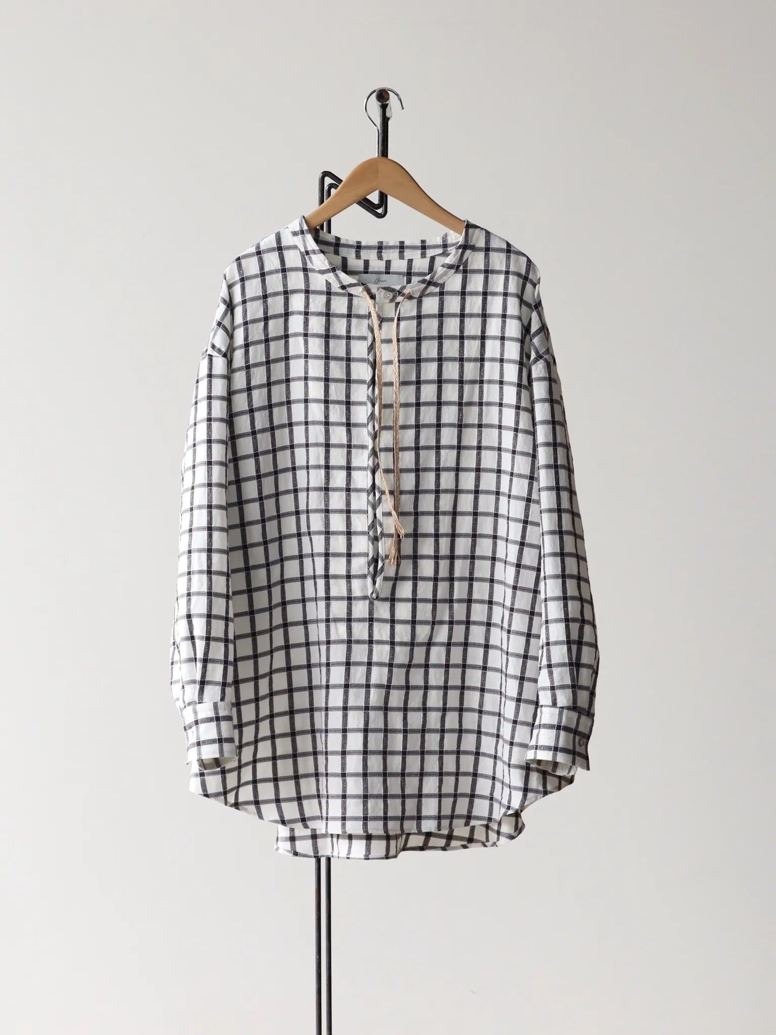 amachi. Phenomenal Check Shirts Off White × Brown | CASANOVA&CO 