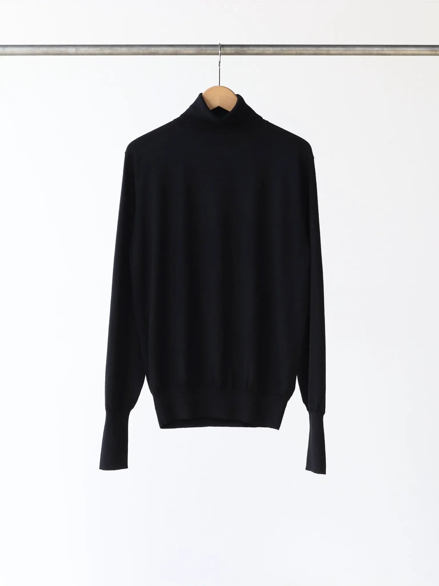 A.PRESSE | Cashmere High Gauge Turtle Neck Sweater BLACK