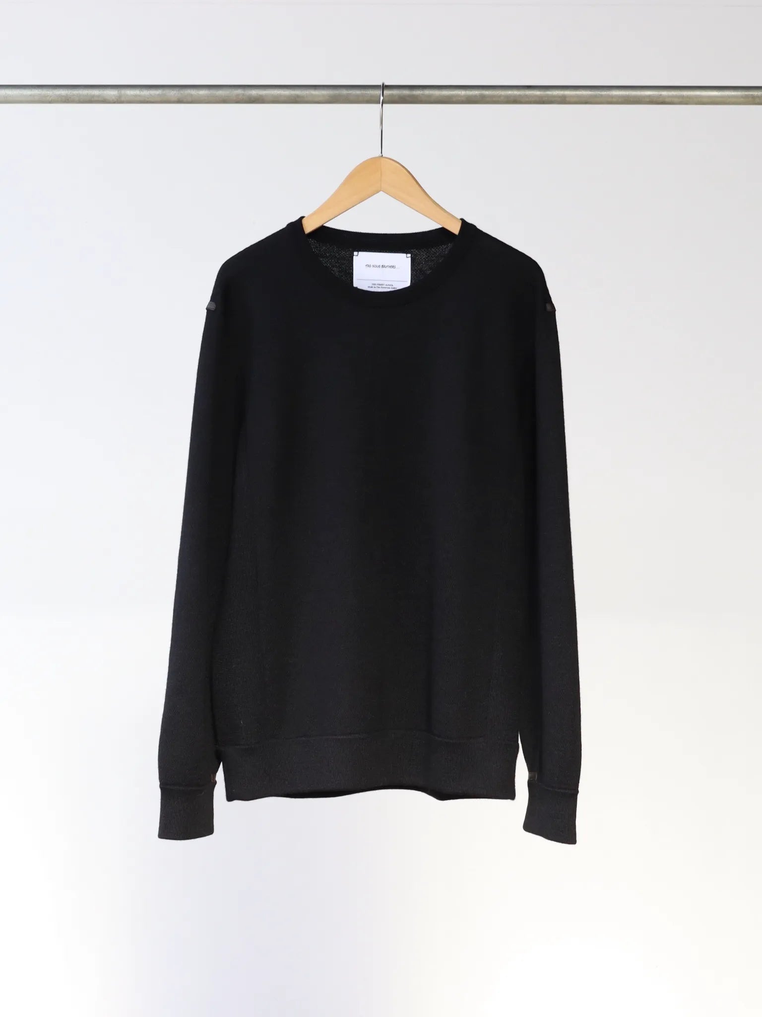 THE INOUE BROTHERS | Baby Alpaca Sweat Crew Black