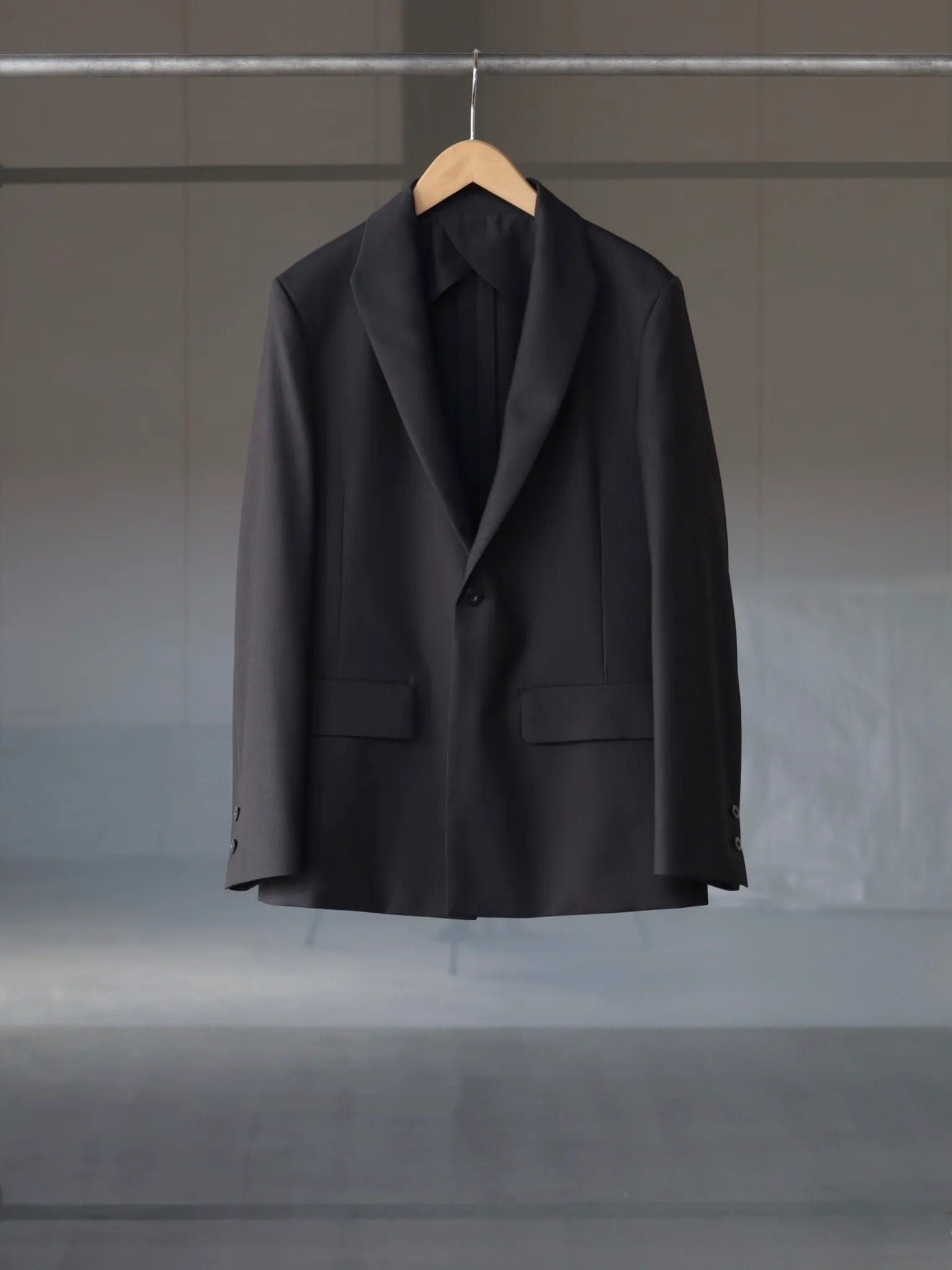 IRENISA | MODIFIED SHAWL COLLAR JACKET DARK CHARCOAL