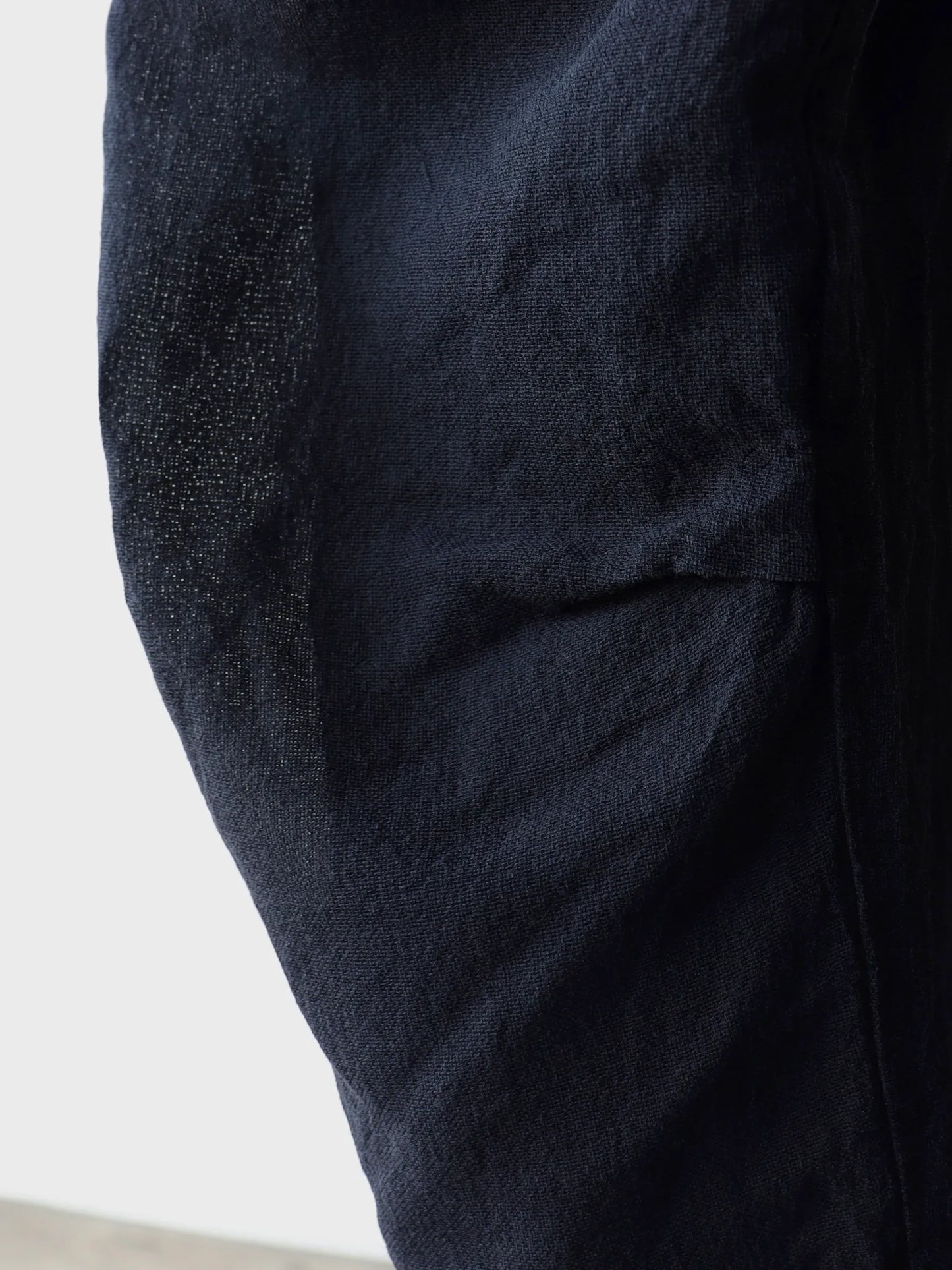 comoli-フェードブラック-ニータックパンツ-fade-black-6