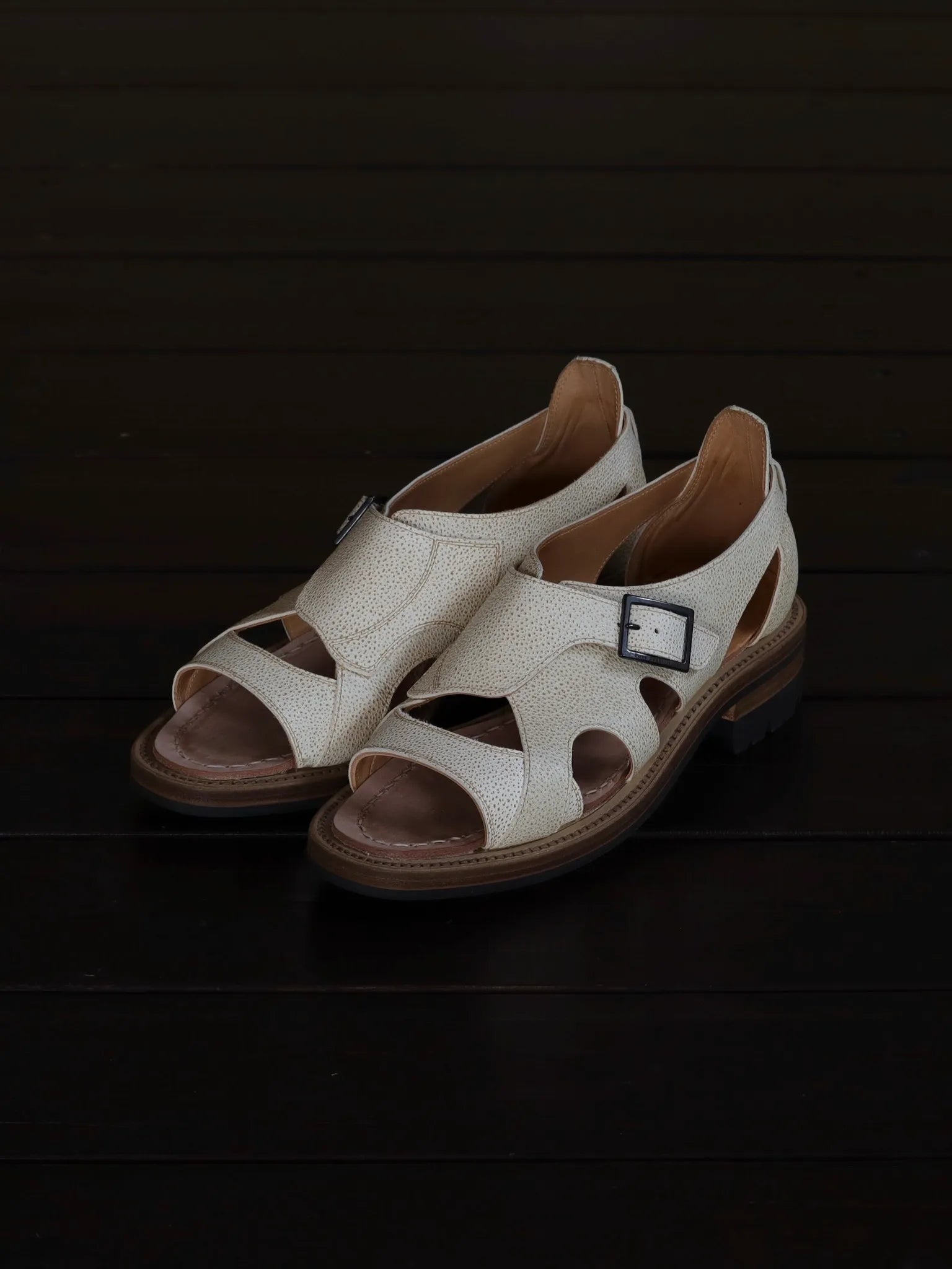 post production Hunt Sandals