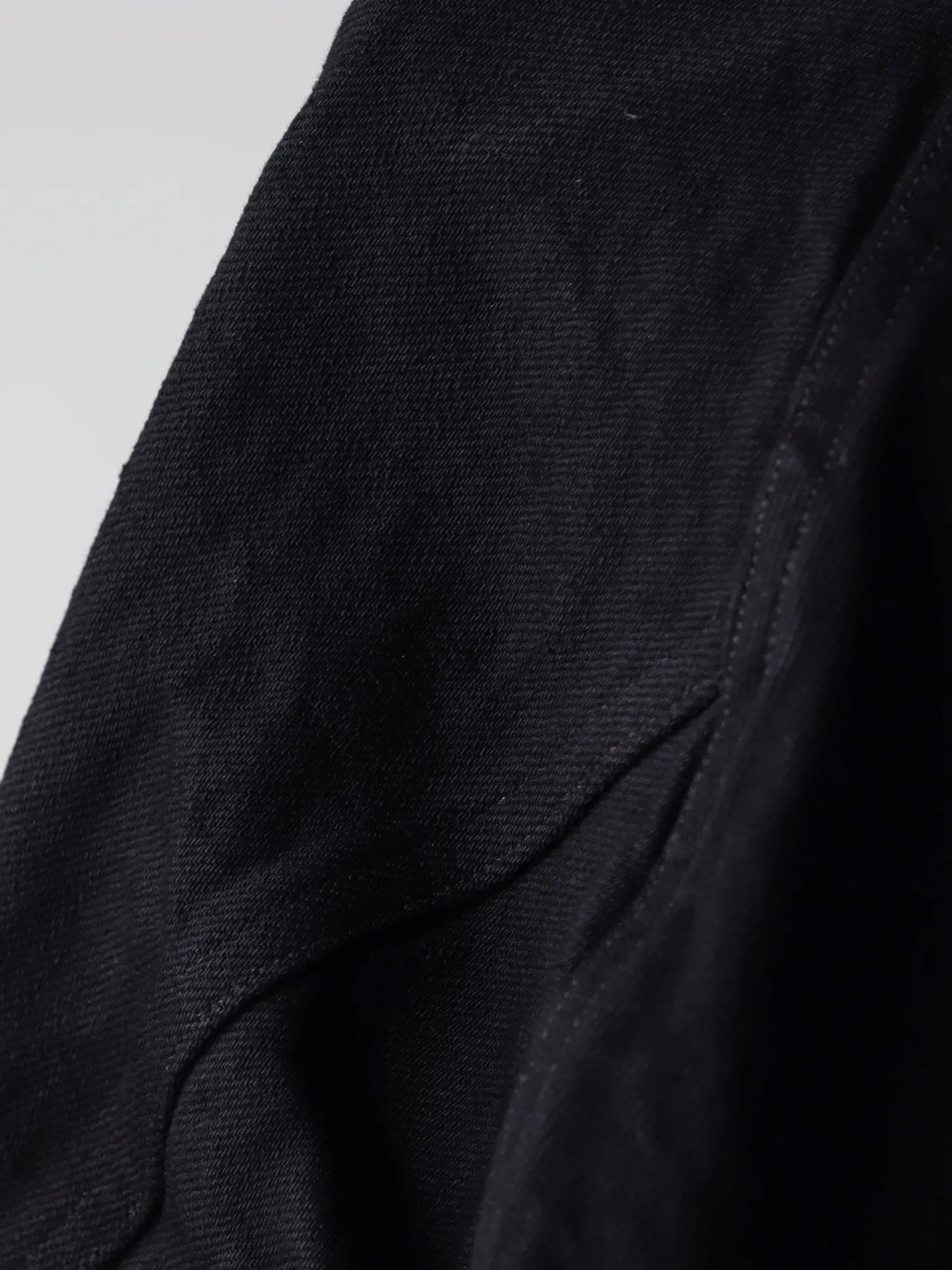 comoli-ブラックデニム-ワークジャケット-black-3