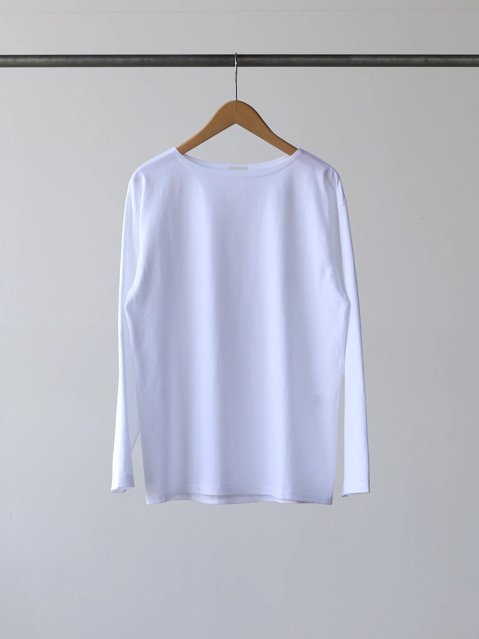 COMOLI Cotton Jersey Boat Neck WHITE | CASANOVA&CO Online Store COMOLI Cotton Jersey Boat Neck WHITE | CASANOVA&CO Online Store