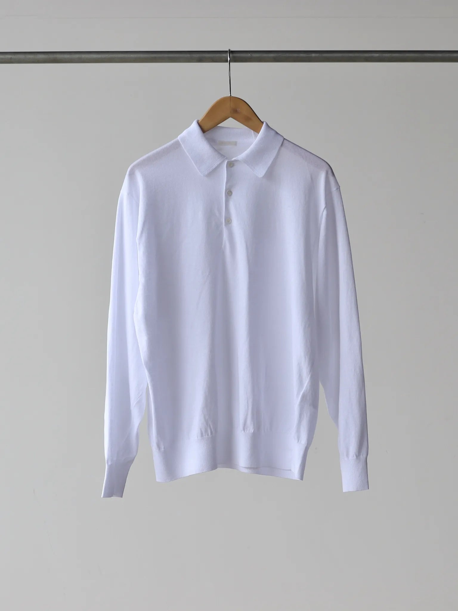 COMOLI コットン ニットポロ WHITE | CASANOVA&CO (カサノヴァアンド COMOLI コットン ニットポロ WHITE | CASANOVA&CO (カサノヴァアンド