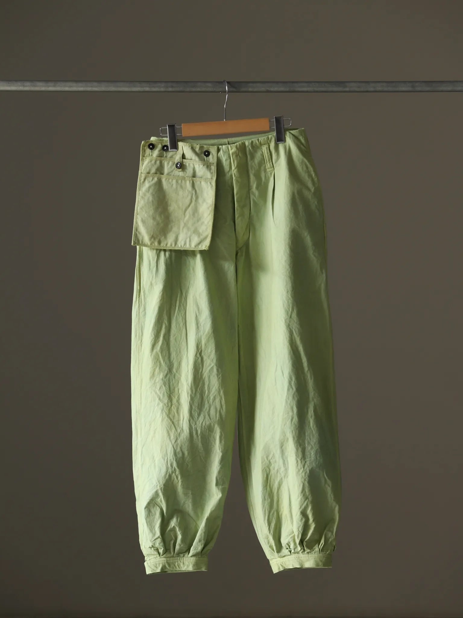 amachi. | Detachable Pocket Work Pants Green