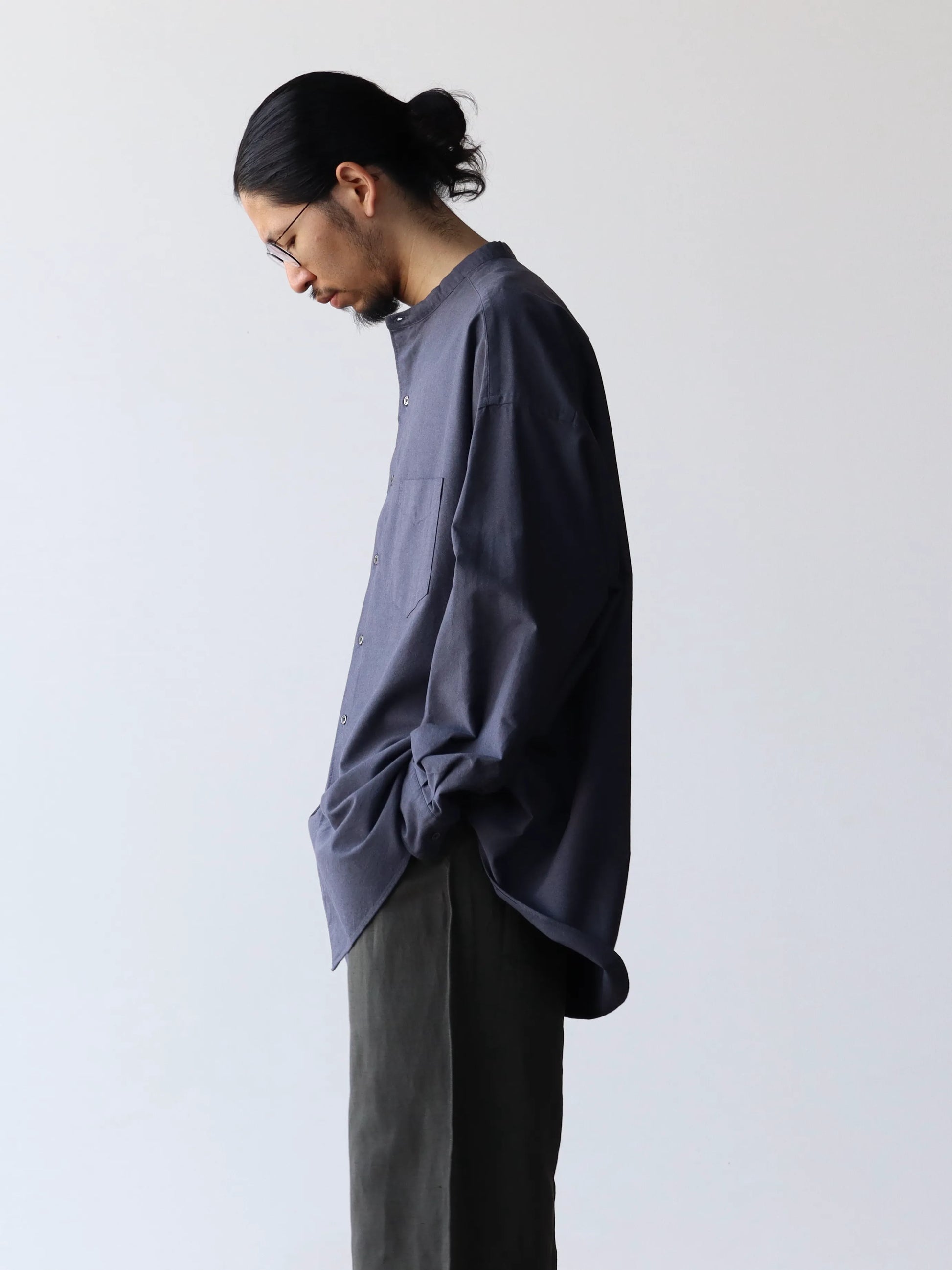 graphpaper-oxford-oversized-band-collar-shirt-gray-5