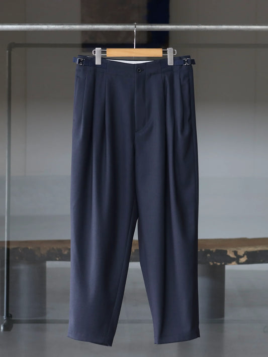 irenisa-three-tucks-tapered-pants-smoke-navy-1