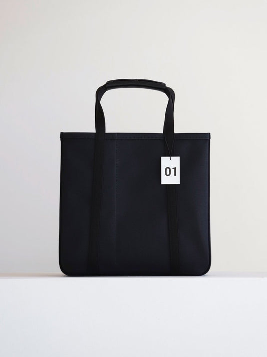 chacoli-frame-tote-01-black-1