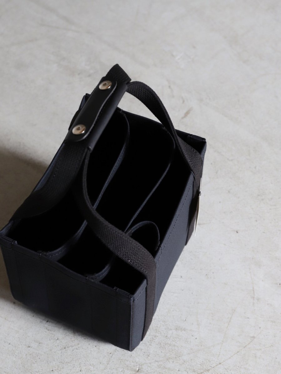 chacoli-frame-tote-07-black-4