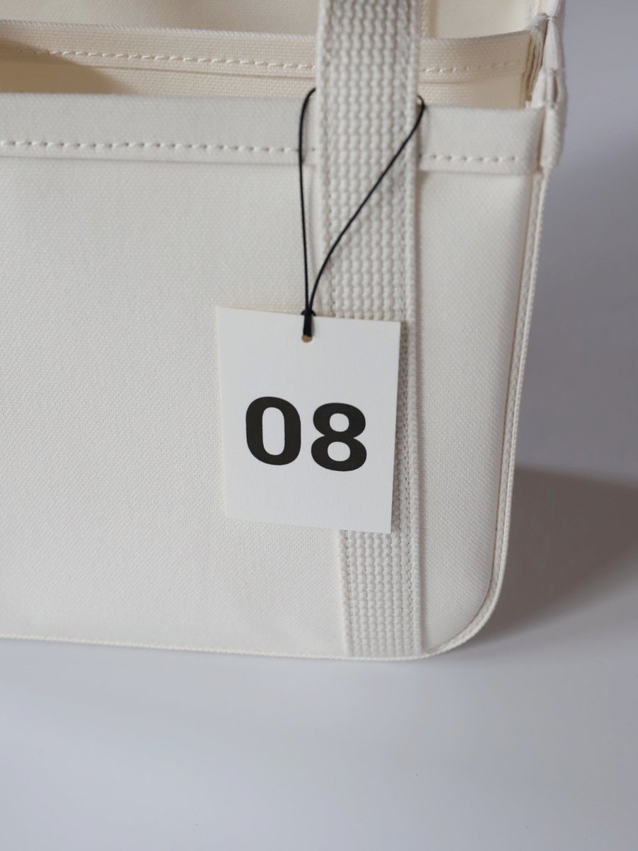 chacoli-frame-tote-08-white-4