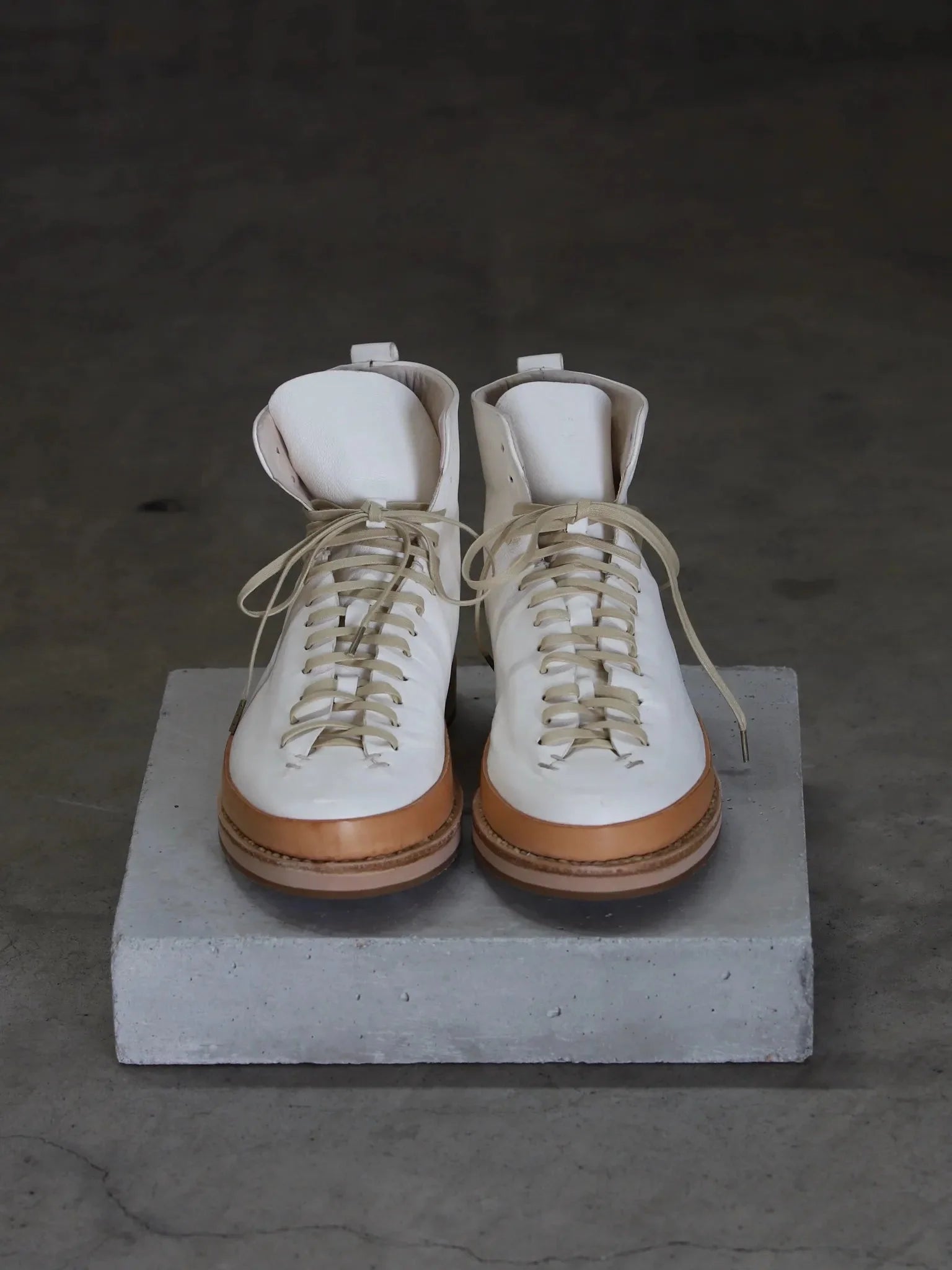 feit-goodyear-boot-white-2