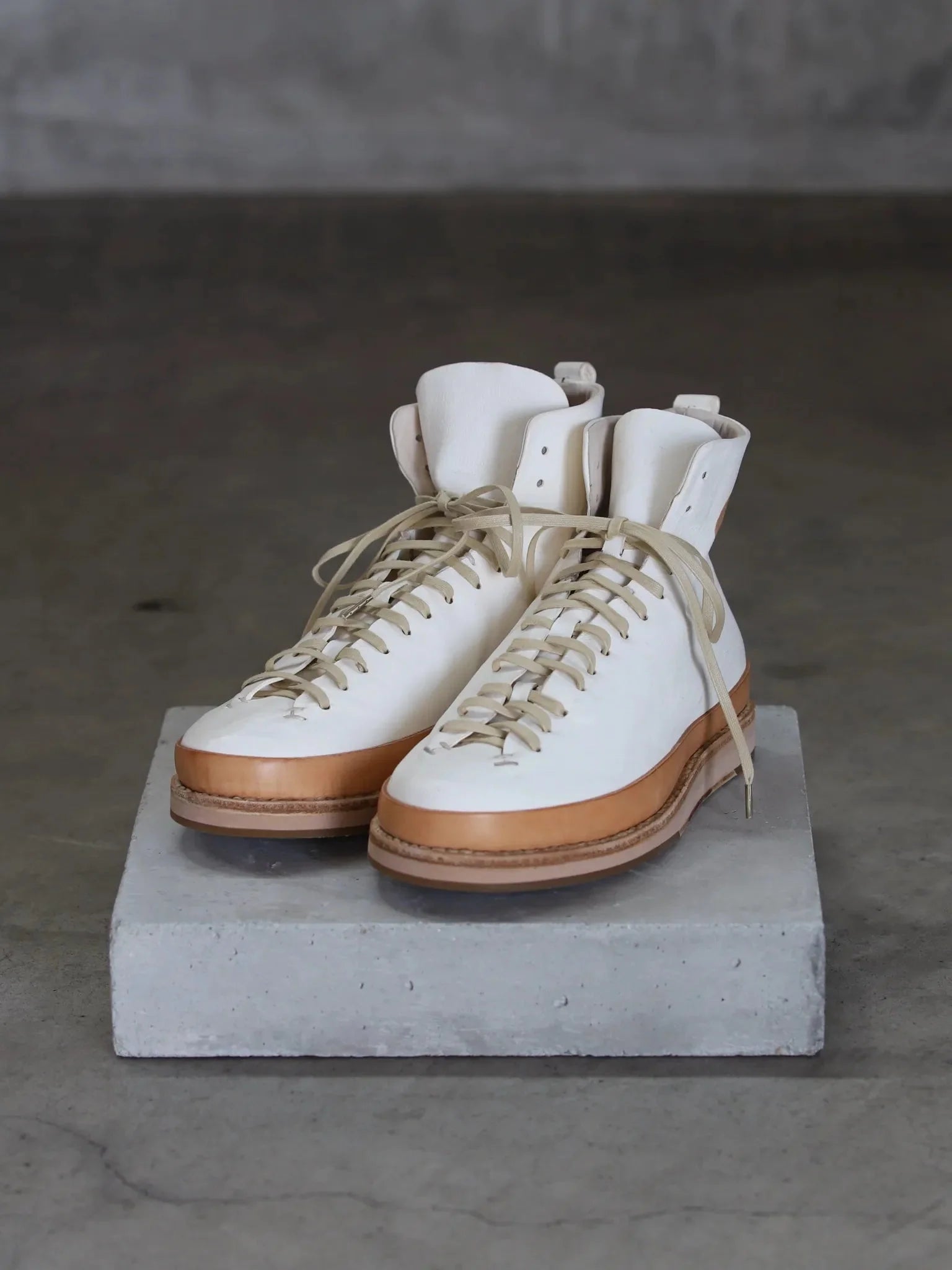 feit-goodyear-boot-white-1