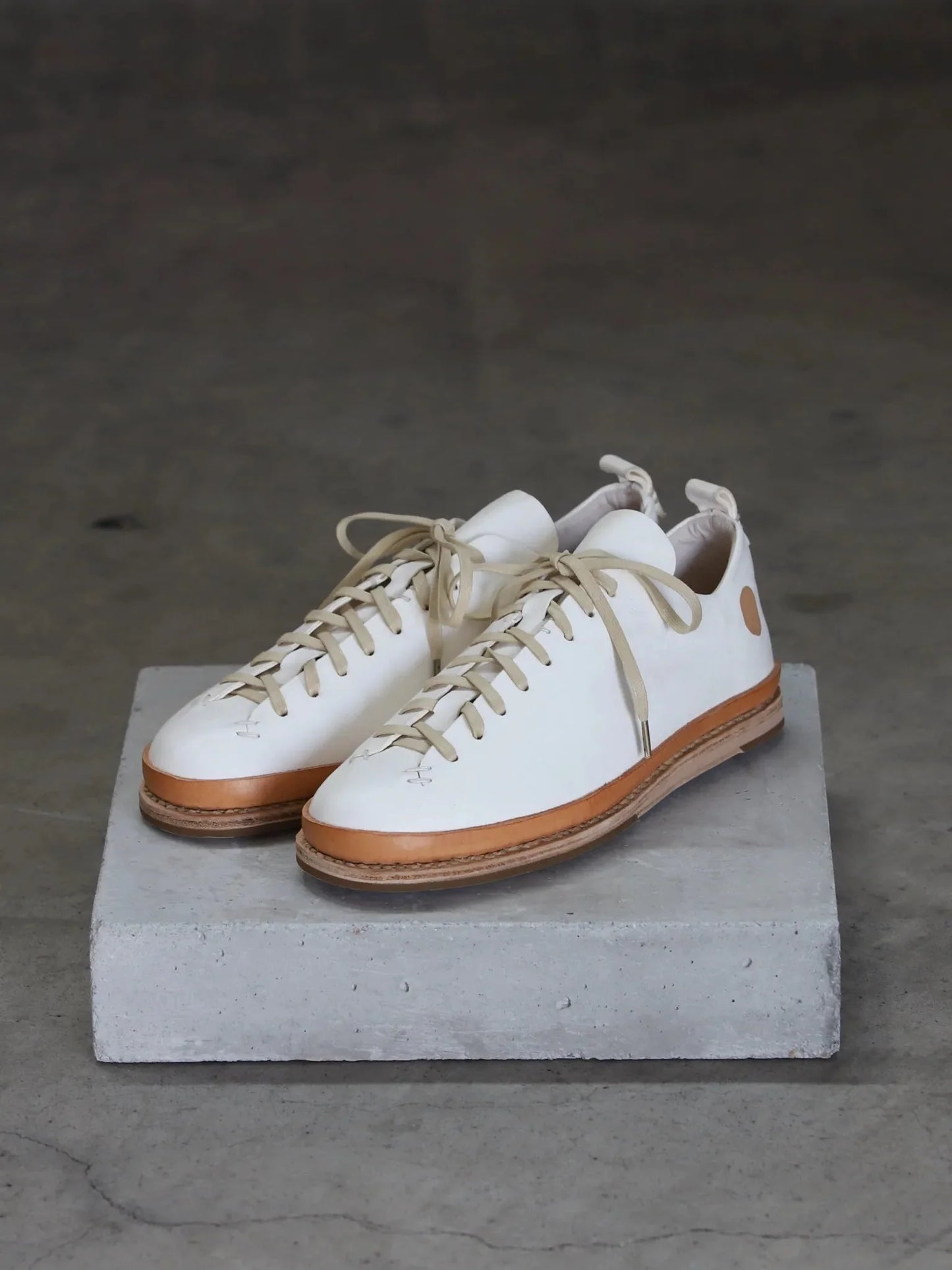 feit-goodyear-low-white-1