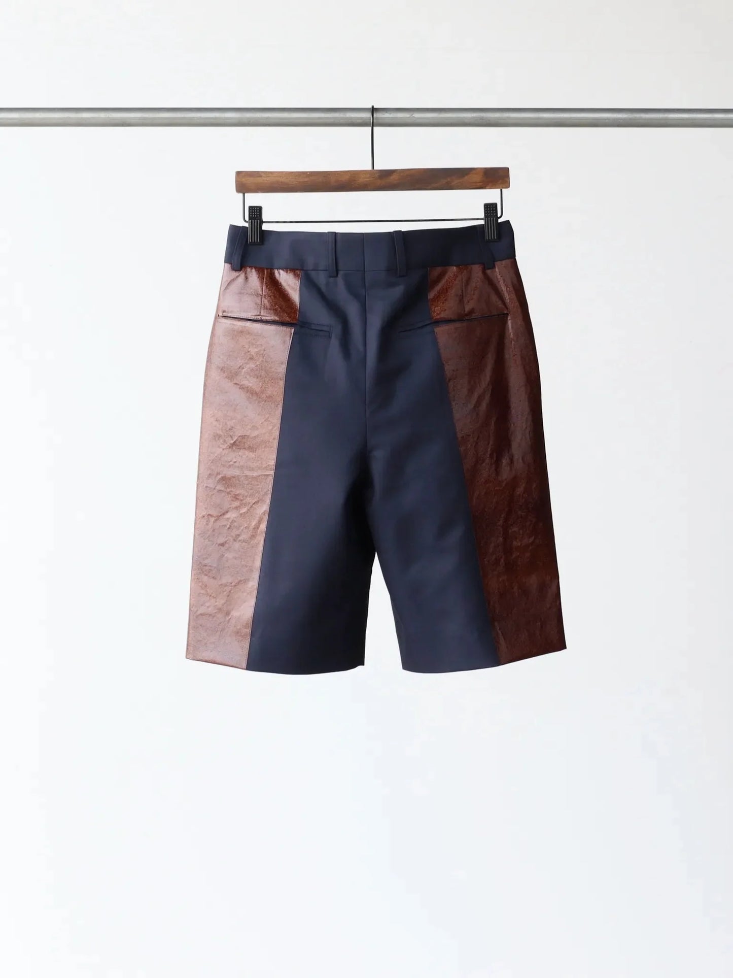 nobuyuki-matsui-panel-shorts-navy-2