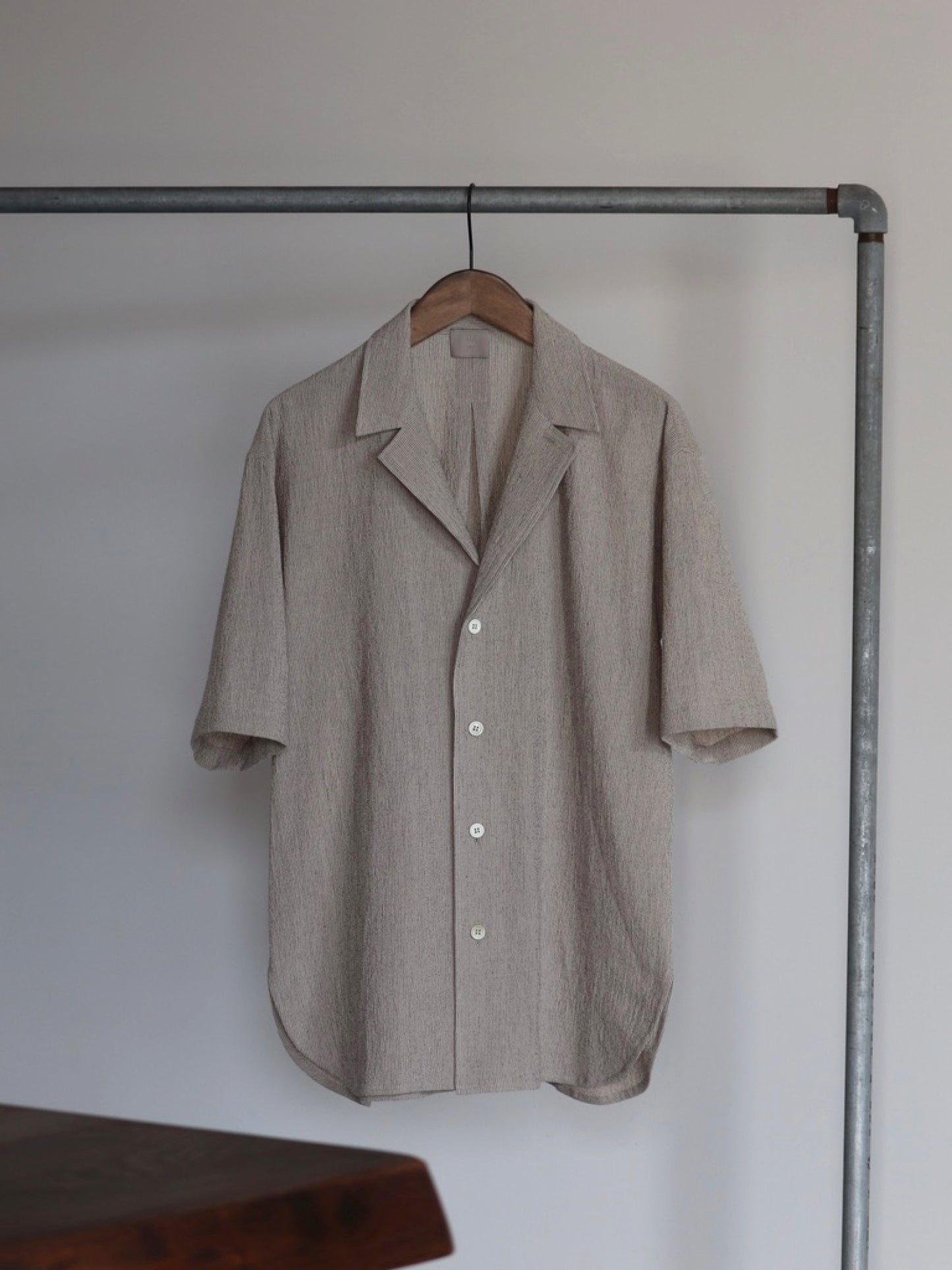 yamauchi-cotton-voile-stripe-shirt-short-sleeve-shirt-beige-1