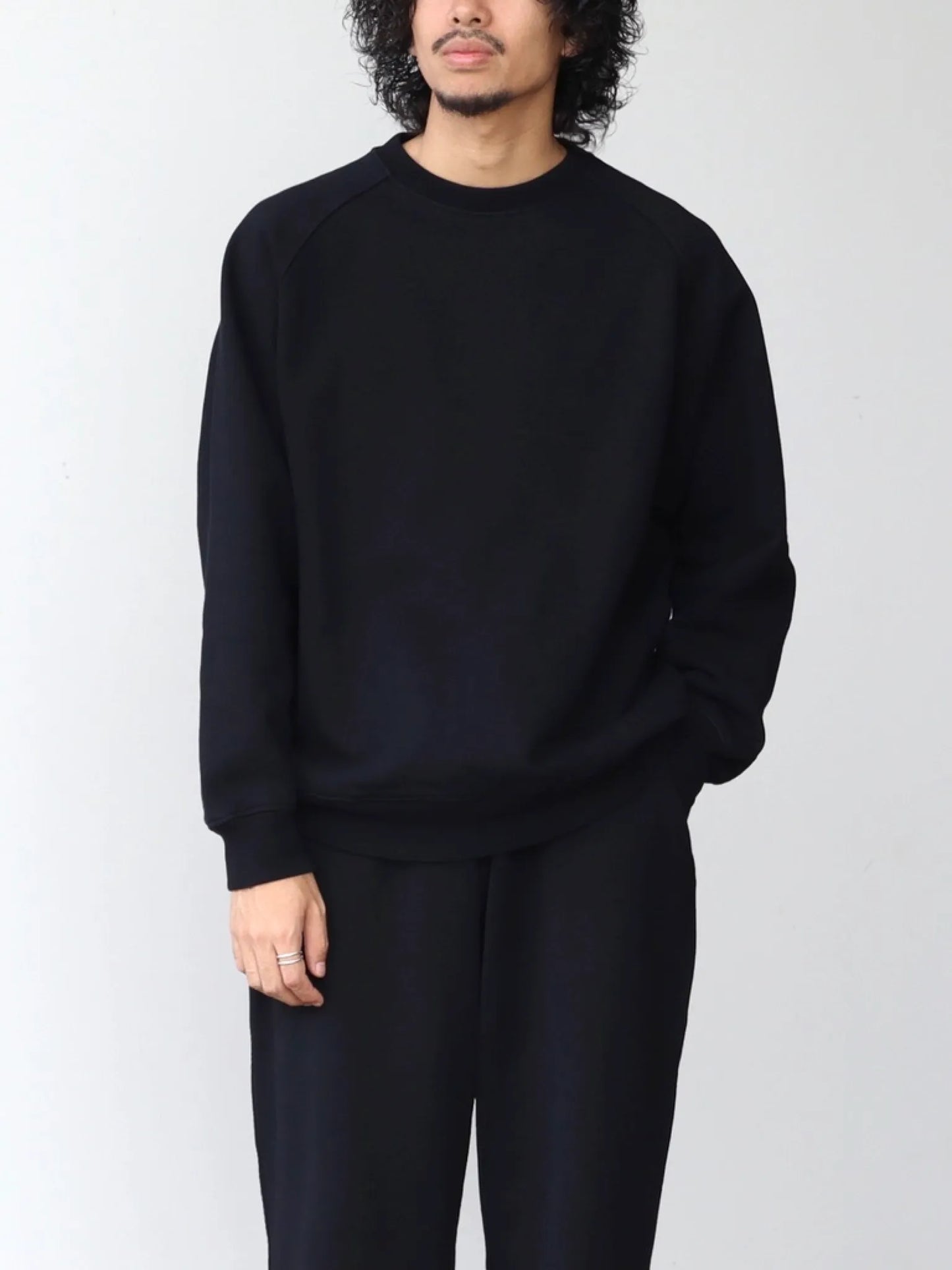 COMOLI | コットン裏毛 クルーネック BLACK