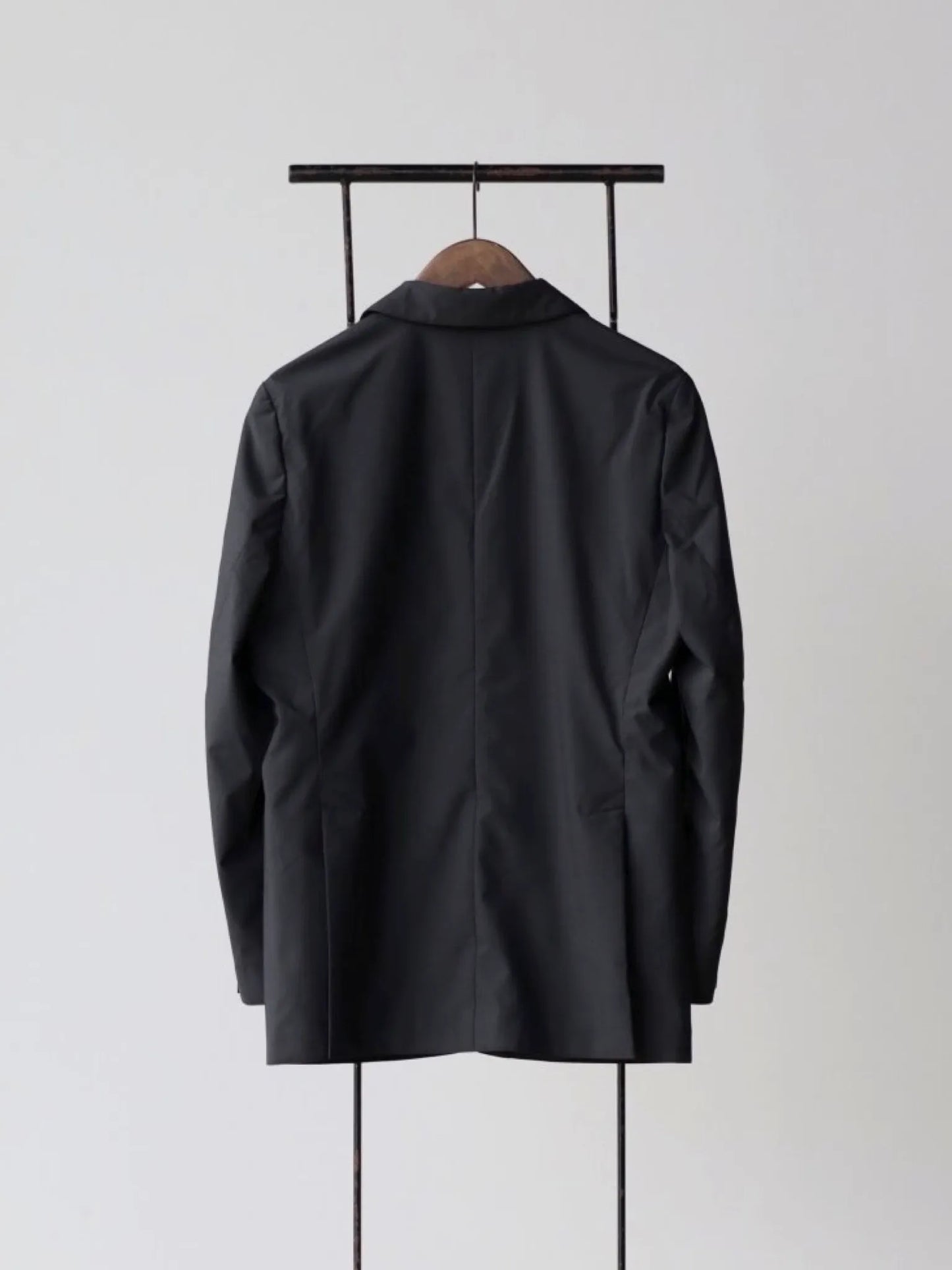 Yamauchi | Plain Weave Limit Density No Mulesing Wool Tailored Jacket black khaki