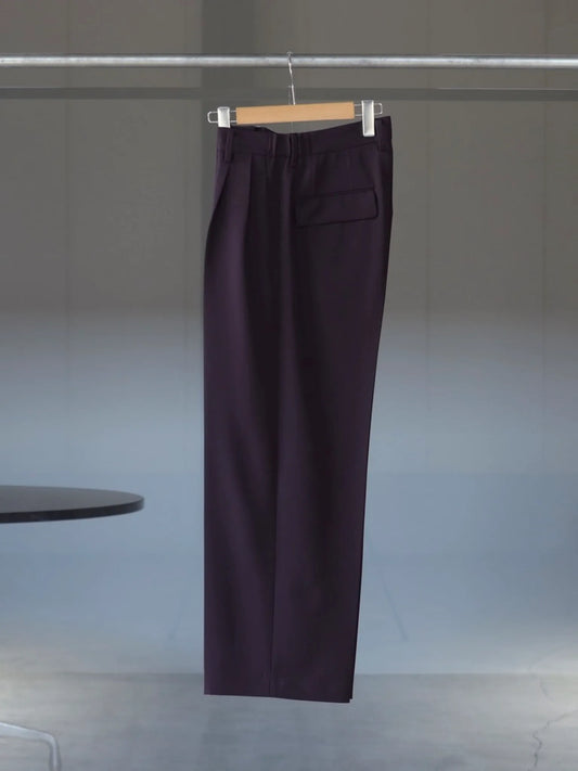 IRENISA | TWO TUCKS WIDE TROUSERS BURGUNDY