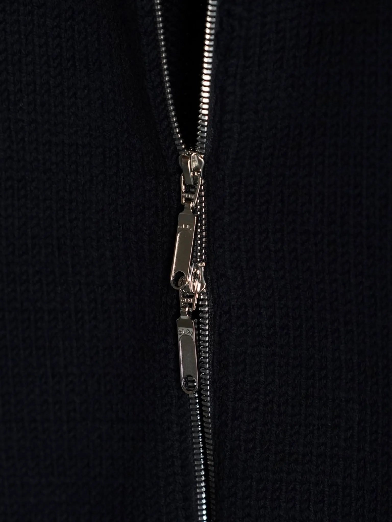 olde-h-daughter-wool-drivers-vest-black-5