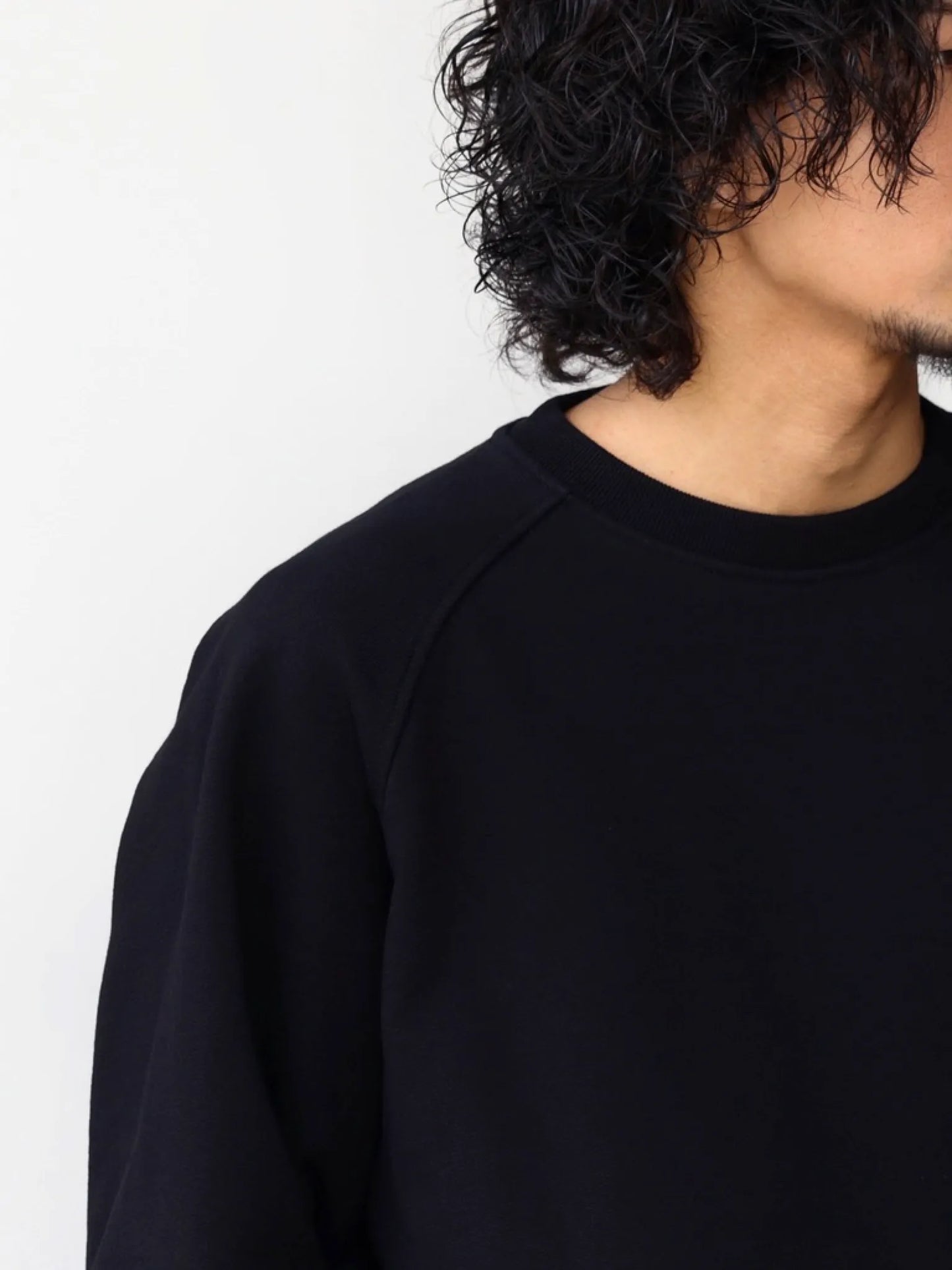 COMOLI | コットン裏毛 クルーネック BLACK