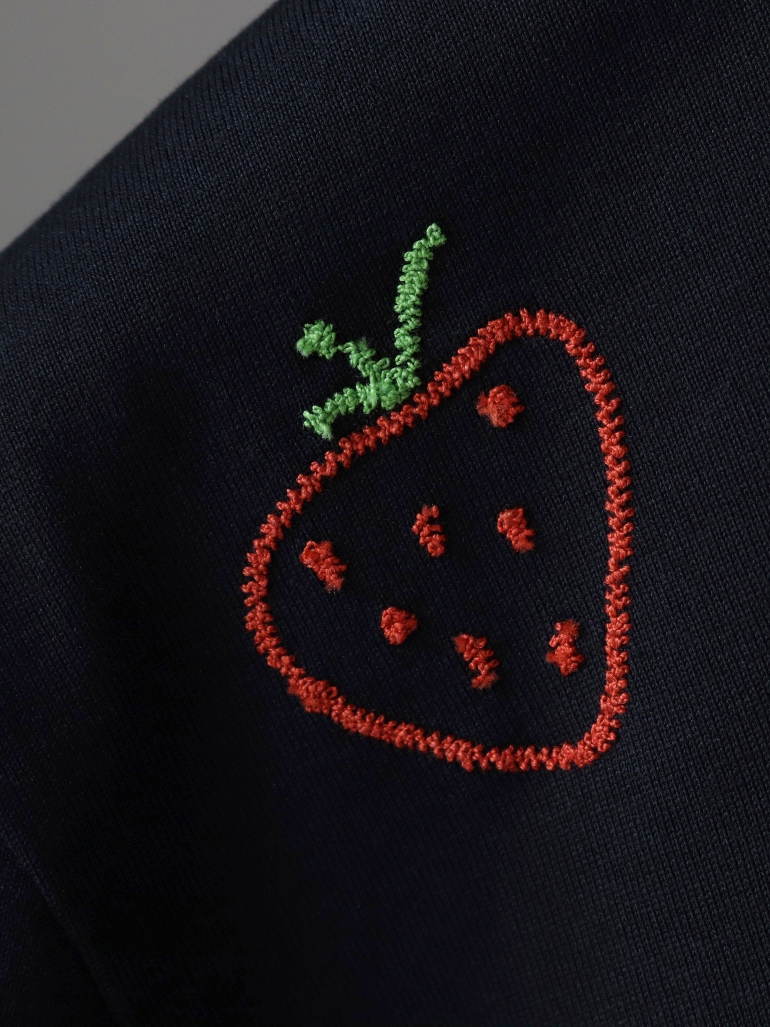 bengt-paris-tshirt-strawberries-black-4